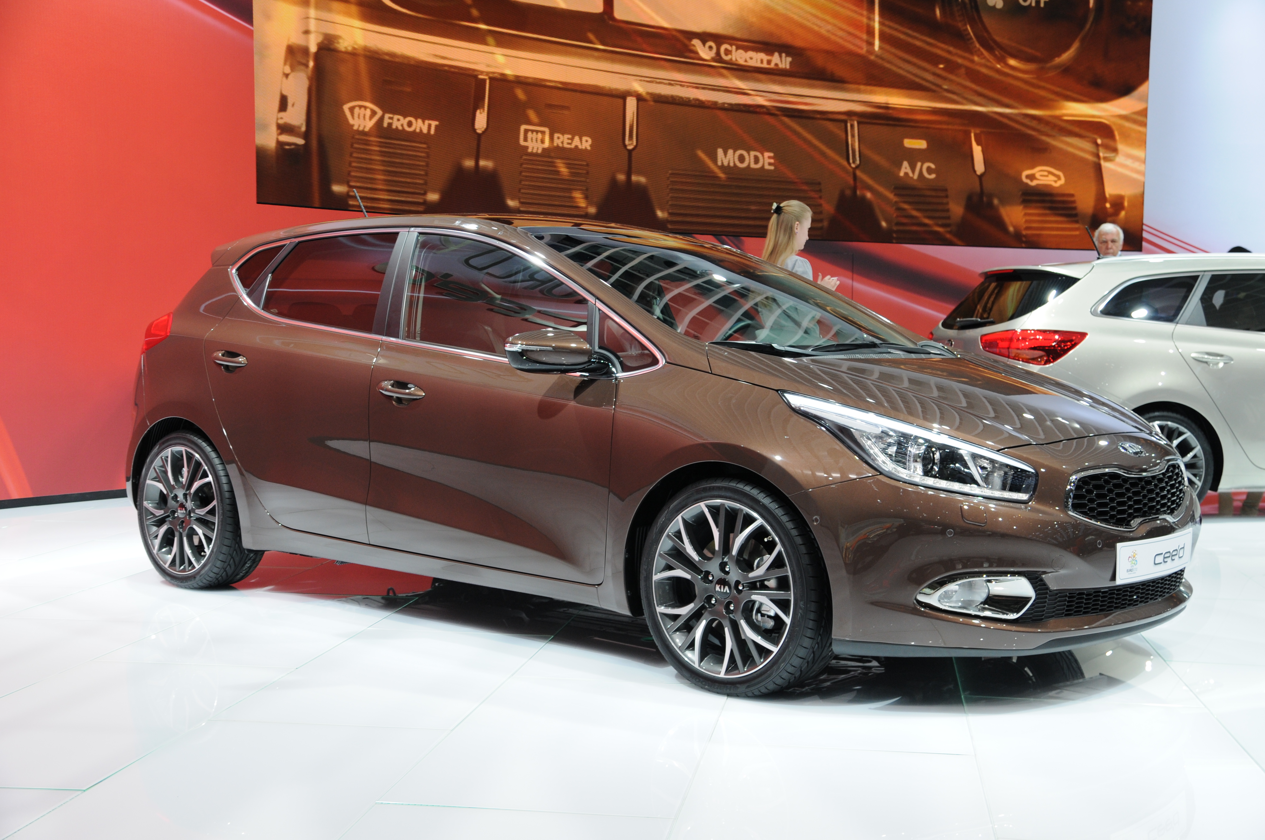 2012-03-07 Motorshow Geneva 4481