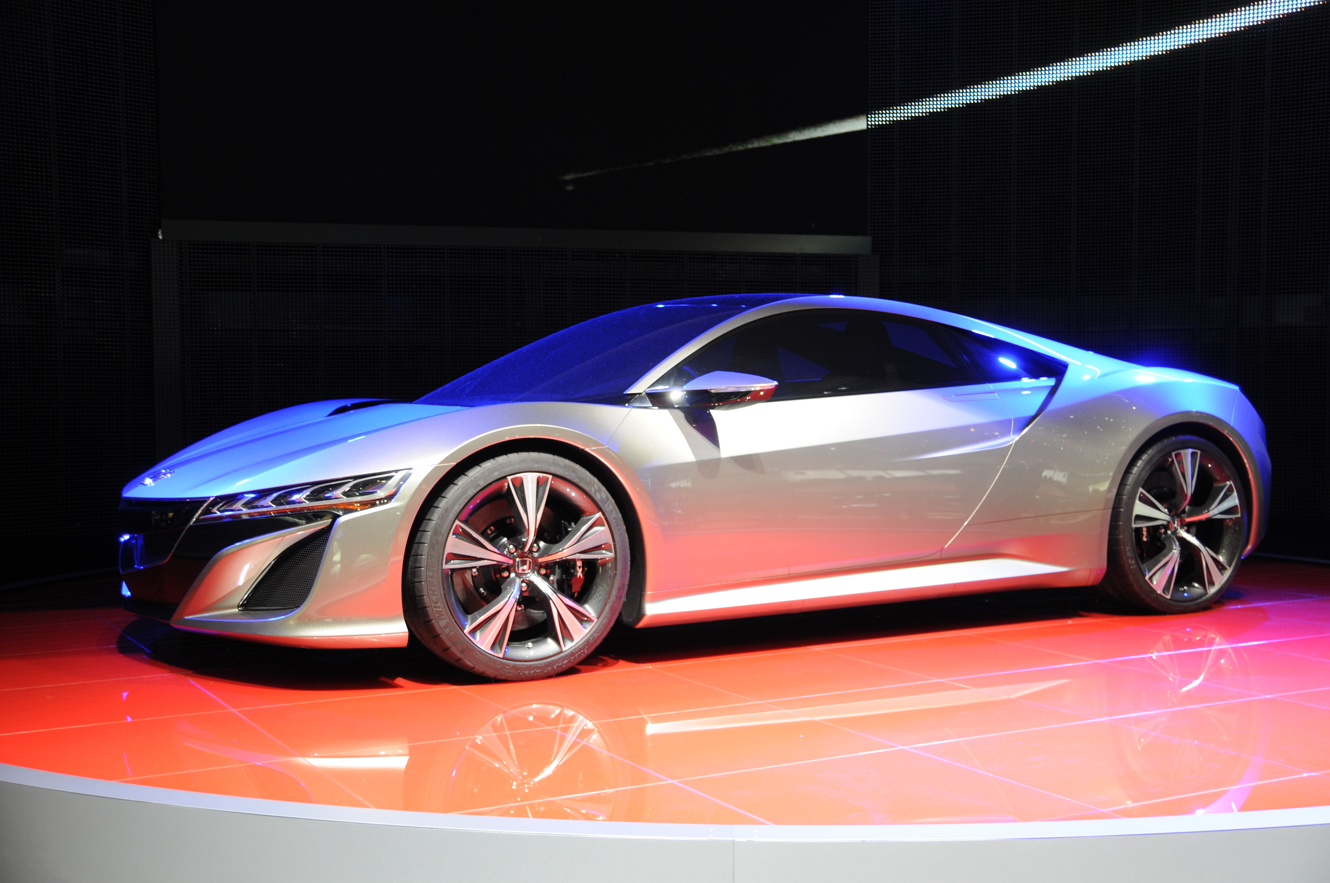 2012-03-07 Motorshow Geneva 4544