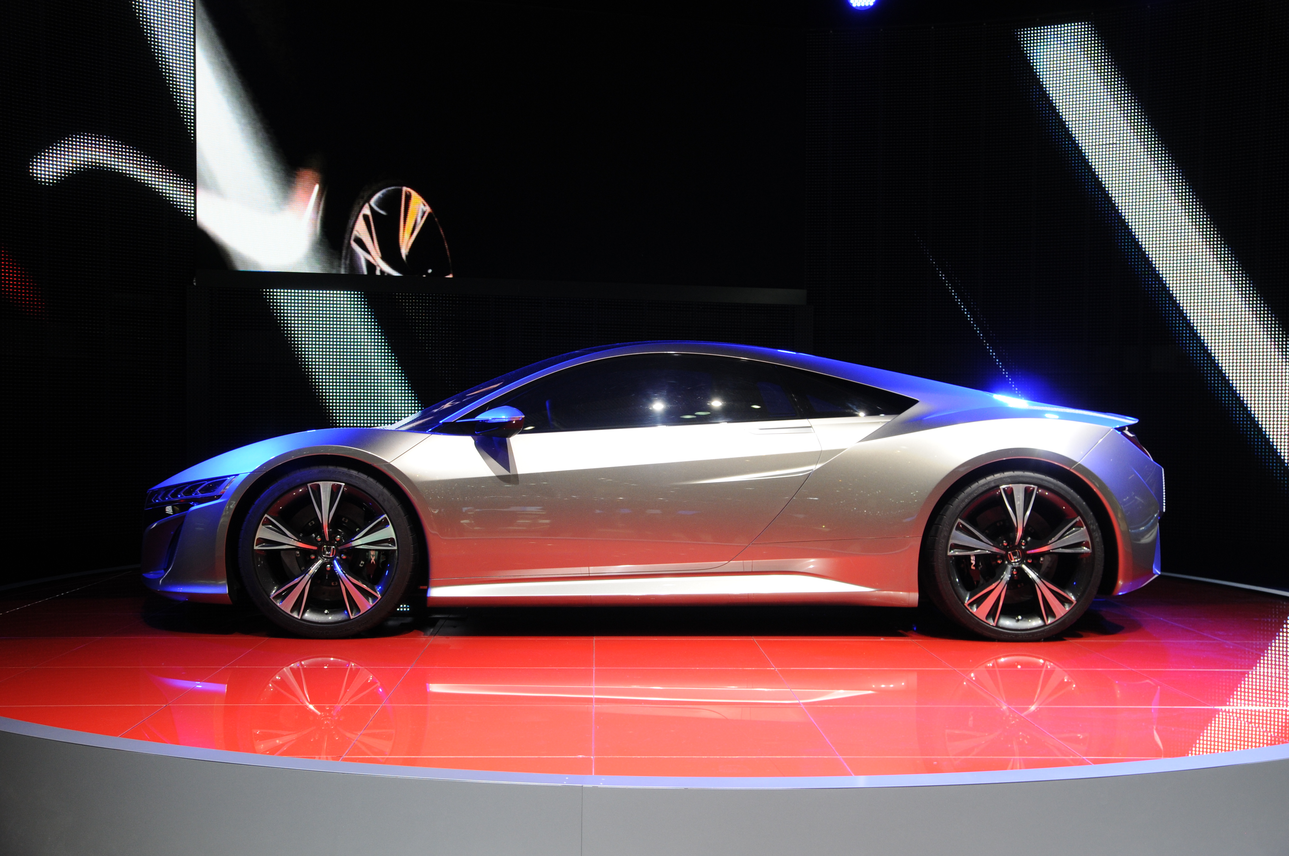 2012-03-07 Motorshow Geneva 4545