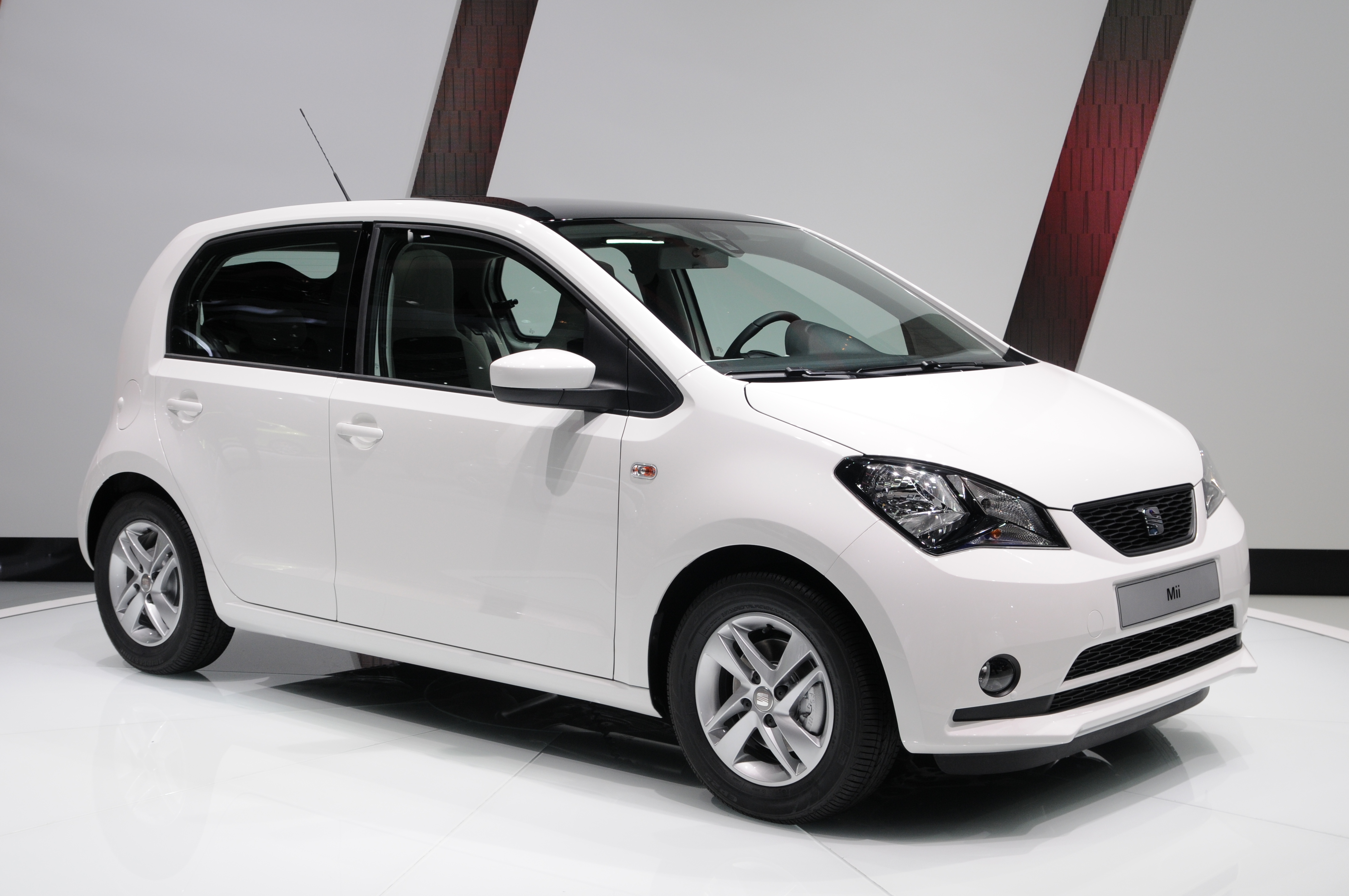 2012-03-07 Motorshow Geneva 4645