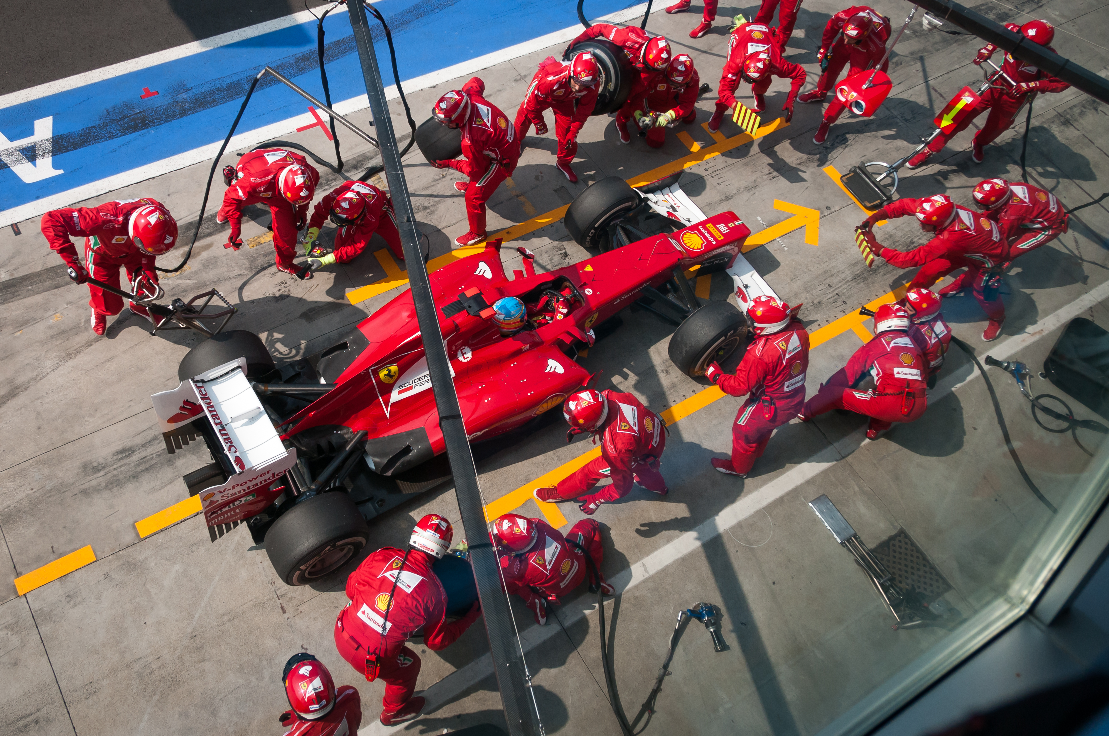 2012 Italian GP - Ferrari pit