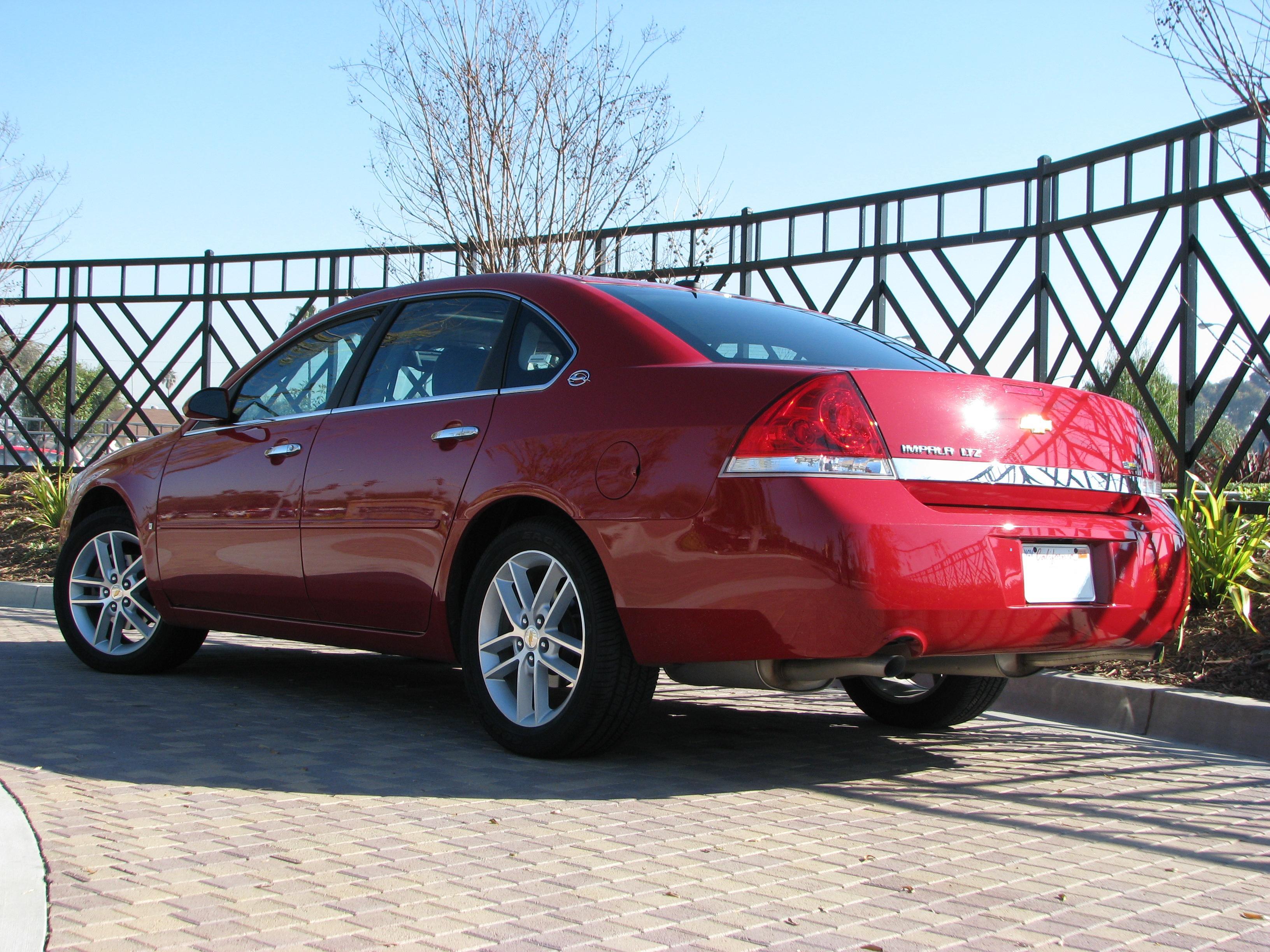 '07 (8th gen) Chevy Impala LTZ (1)