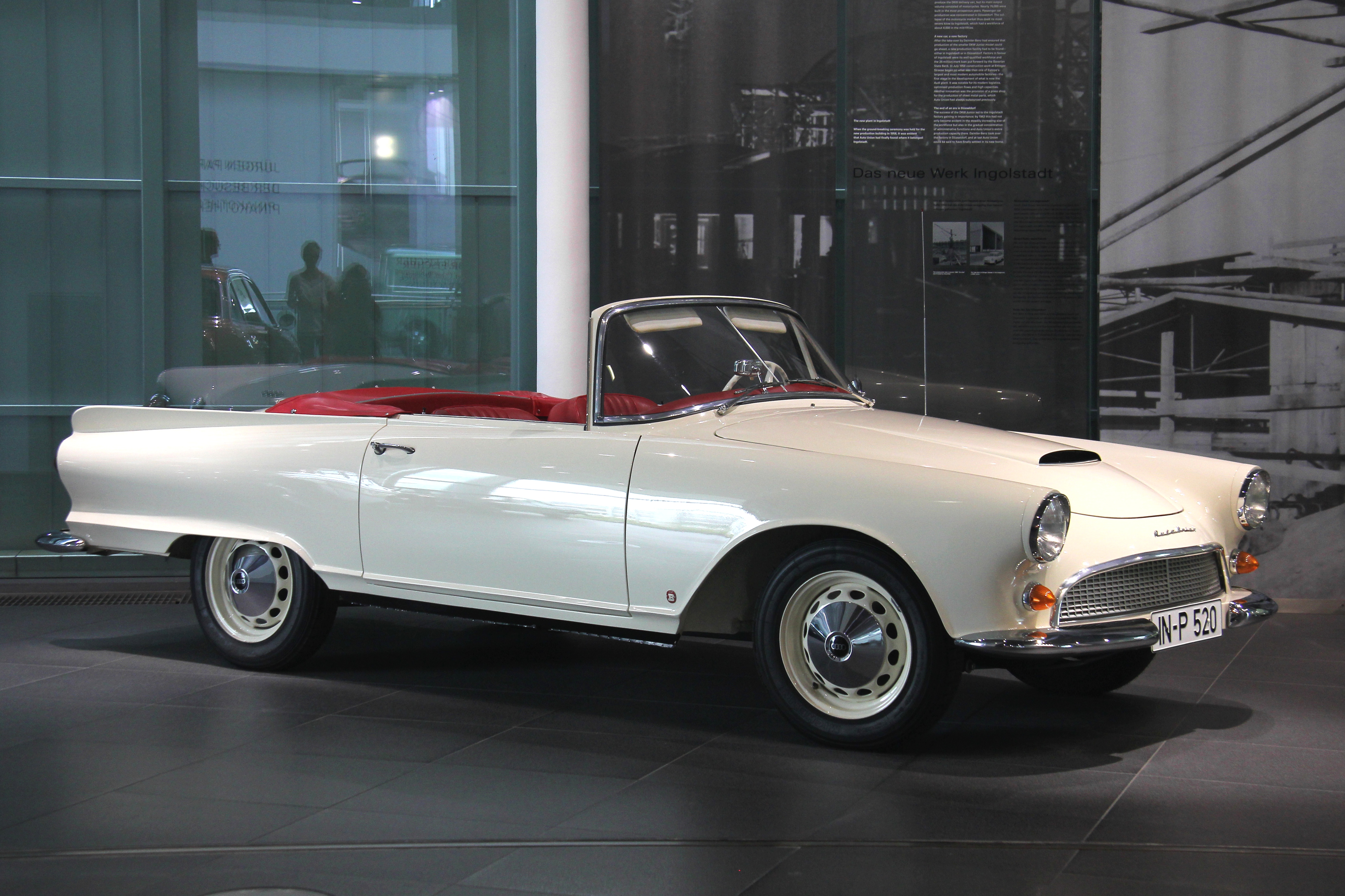 AU 1000 Sp Roadster (museum mobile 2013-09-03)