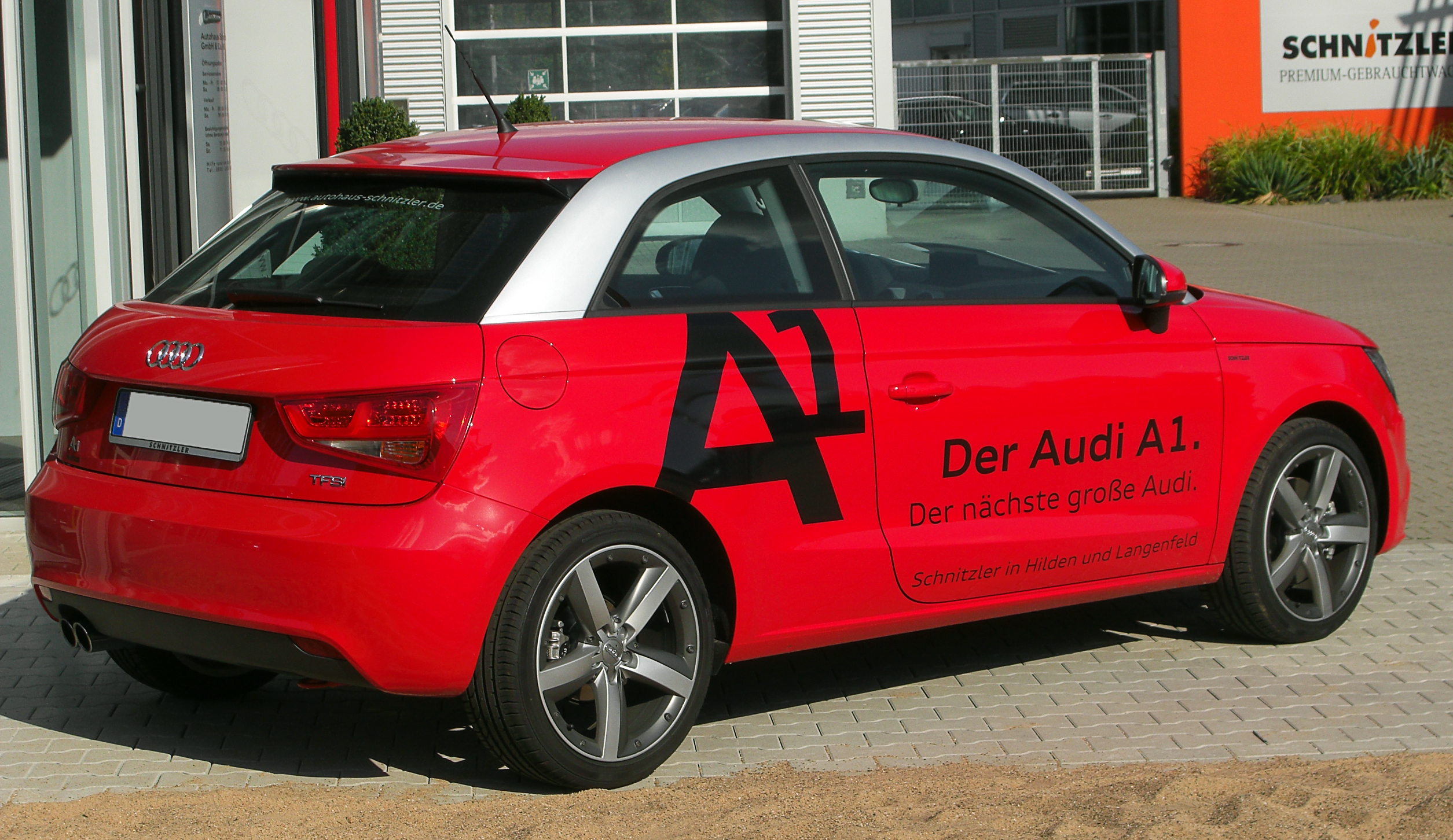 Audi A1 1.4 TFSI Ambition rear-1 20100904