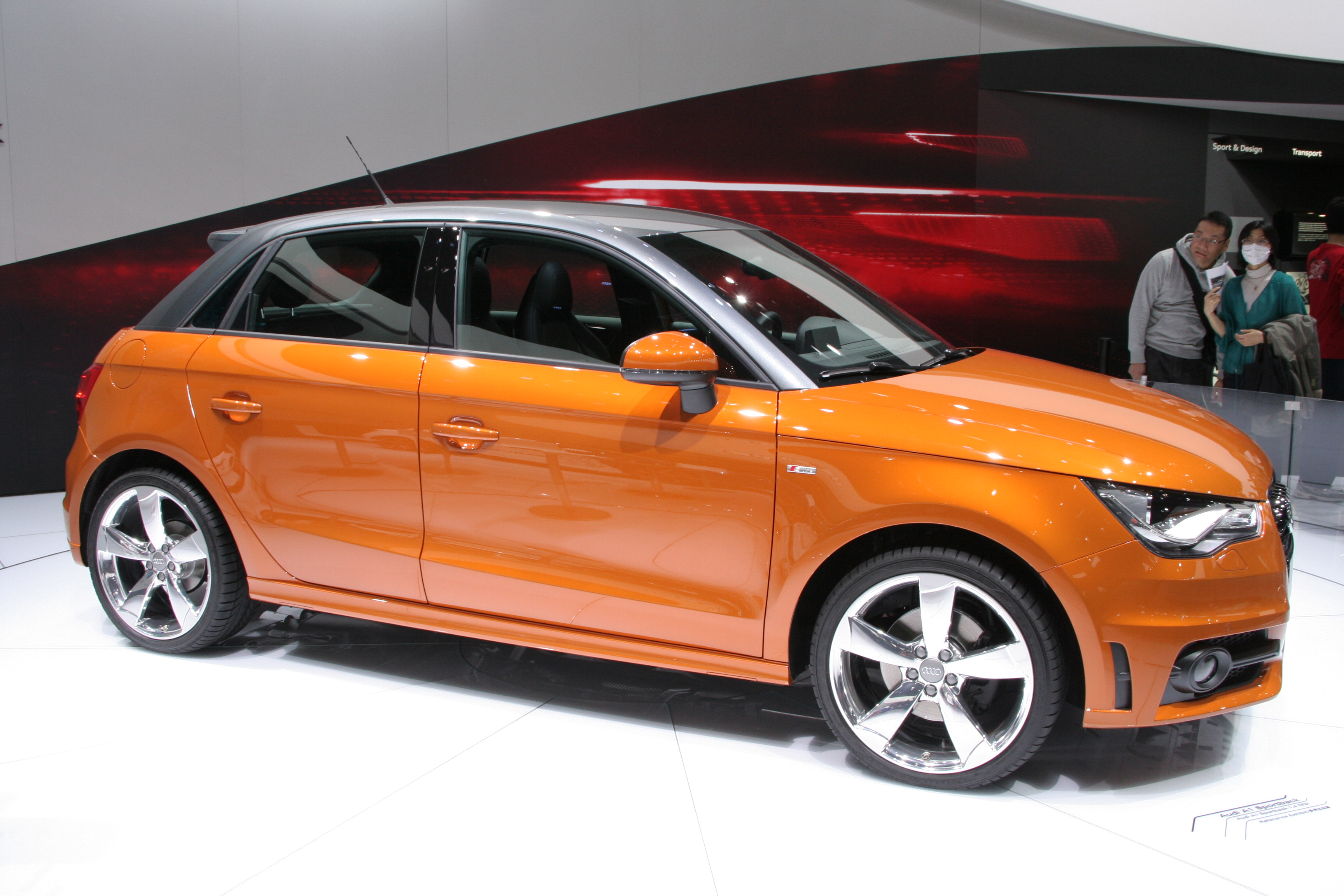 Audi A1 1.4T Sportback side