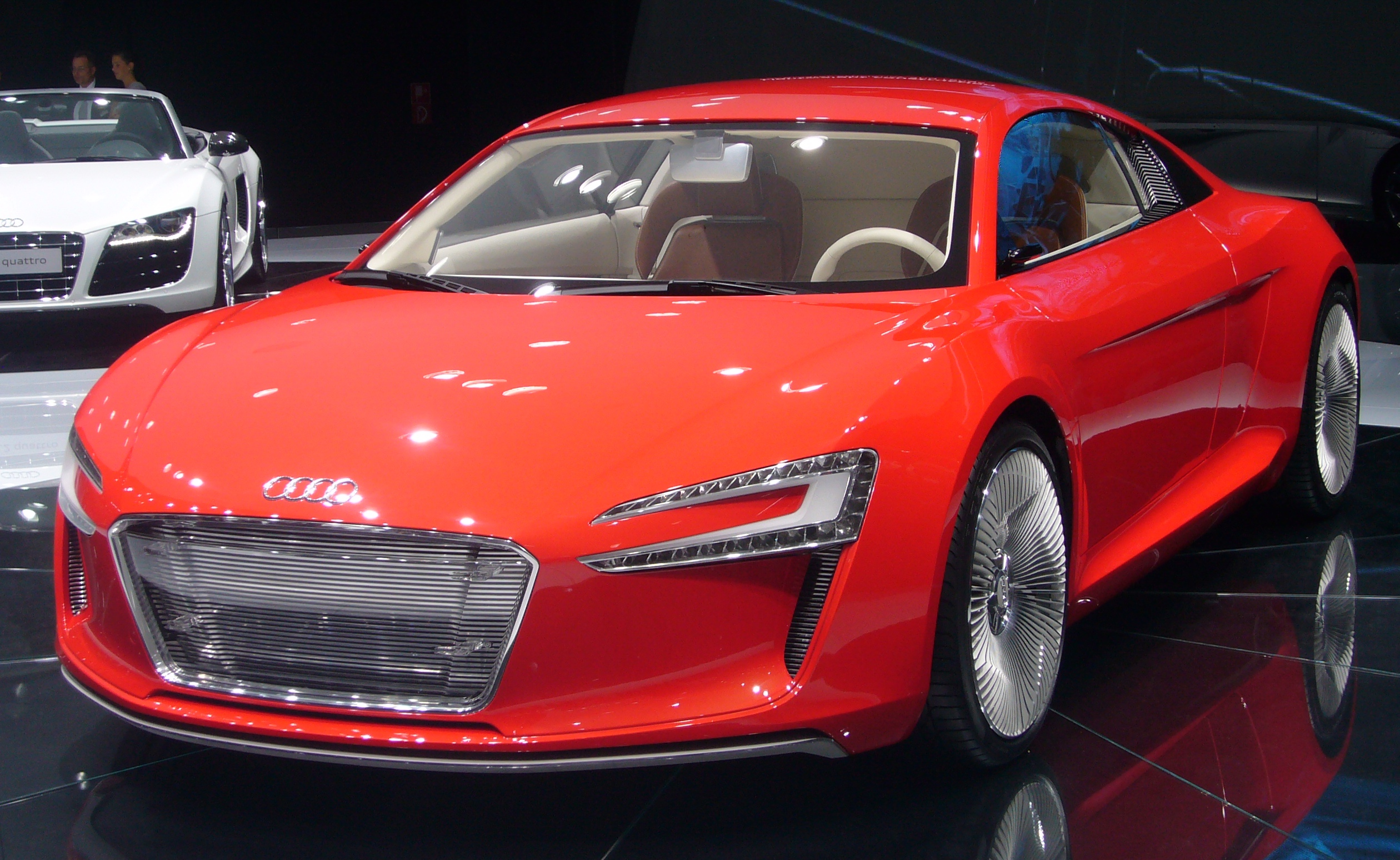 Audi e-tron IAA (front quarter)