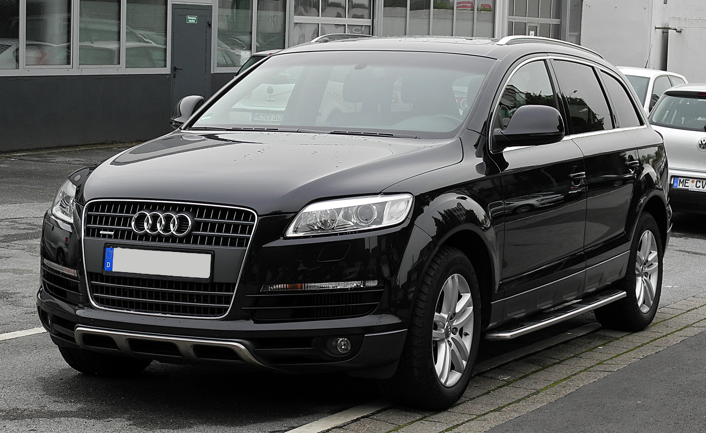 Audi Q7 – Frontansicht, 26. Juni 2011, Mettmann