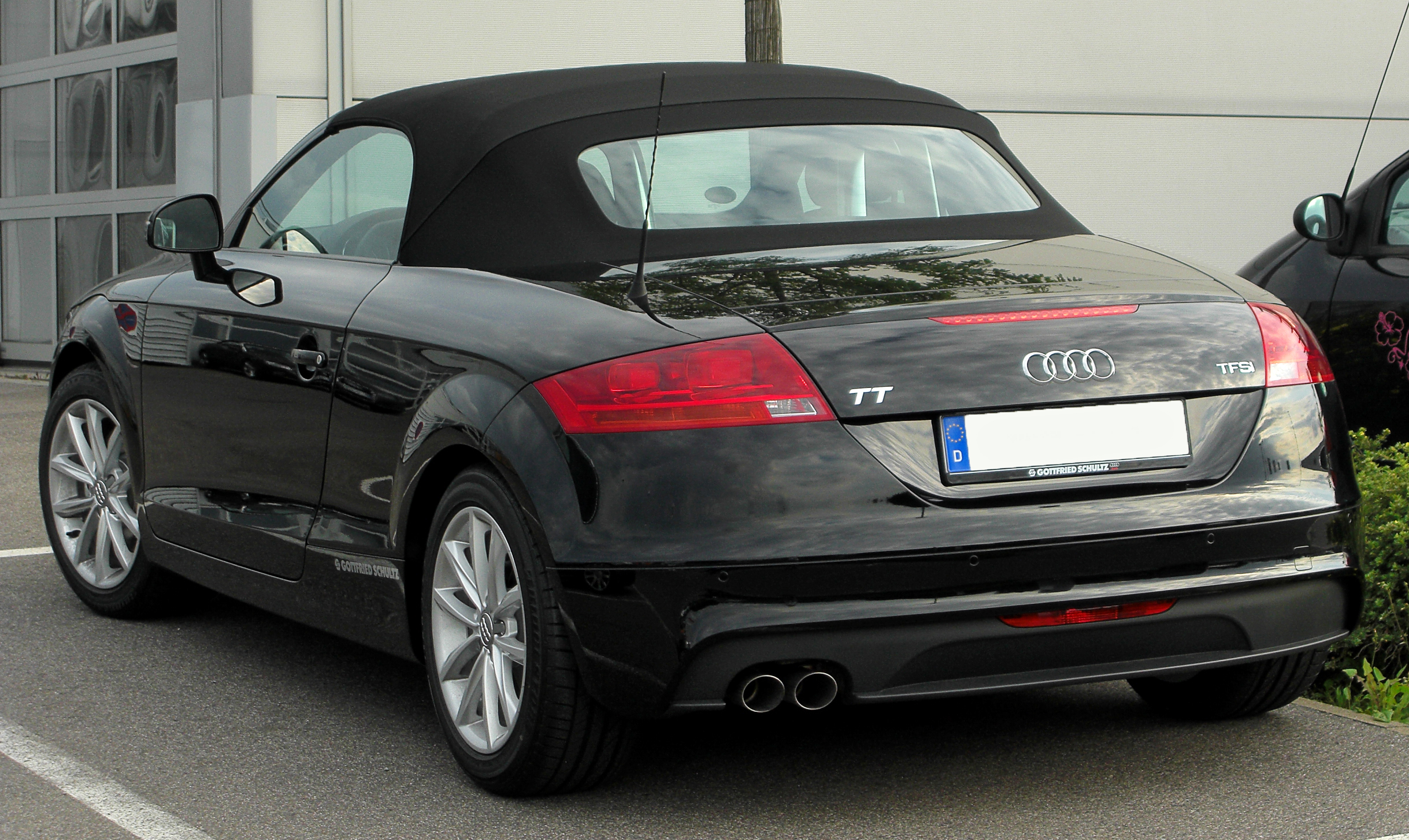 Audi TT Roadster TFSI (8J) Facelift rear-1 20100805