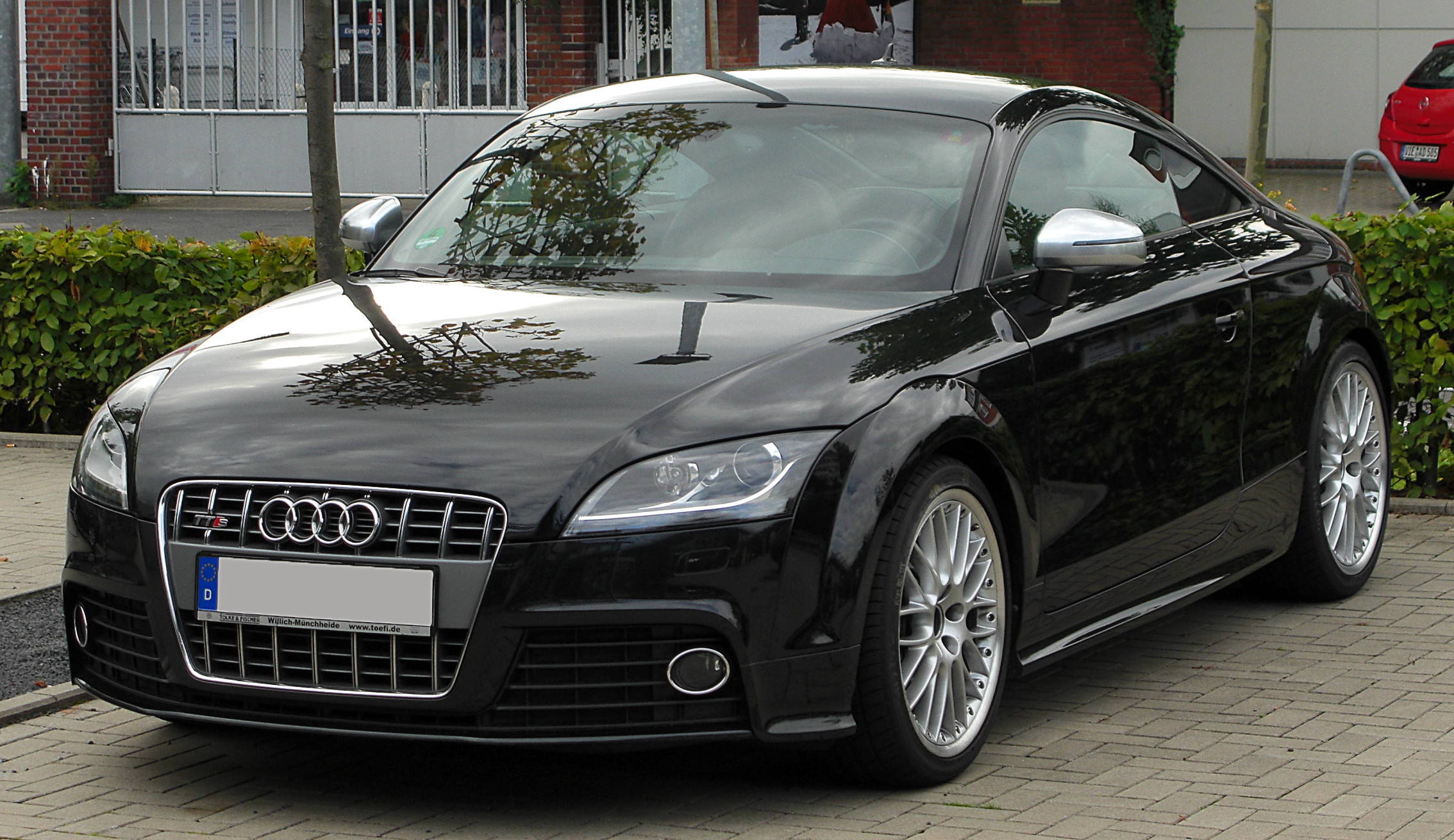 Audi TTS front-1 20100926