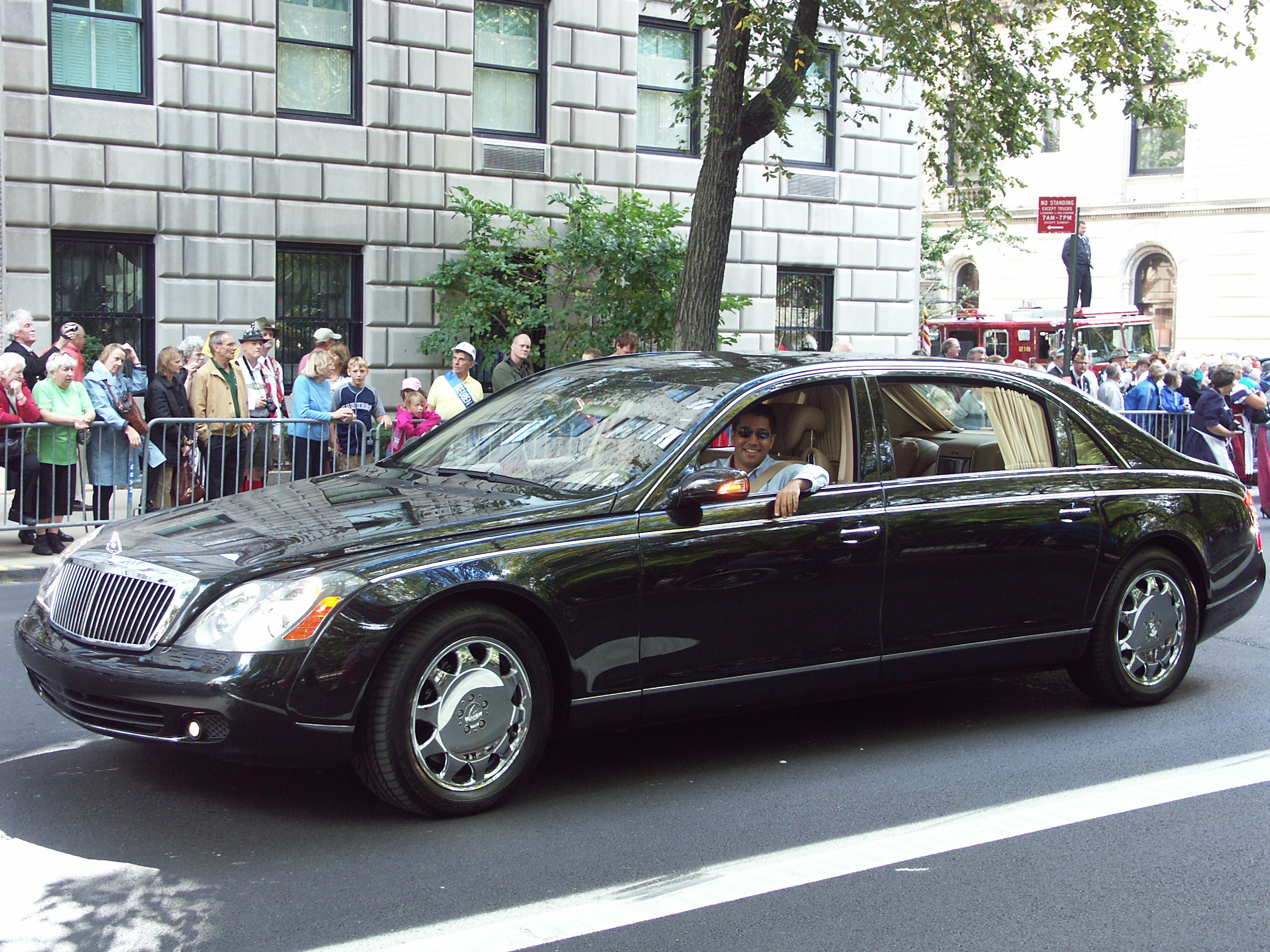 Black Maybach 62 Steuben