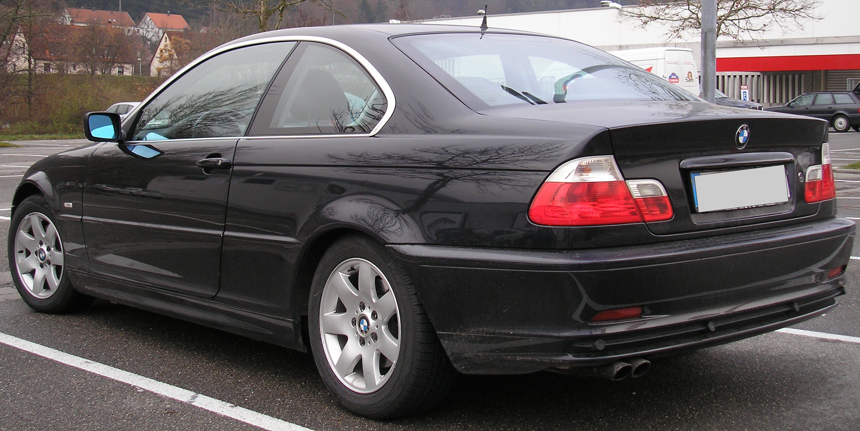 BMW 328Ci E46 rear