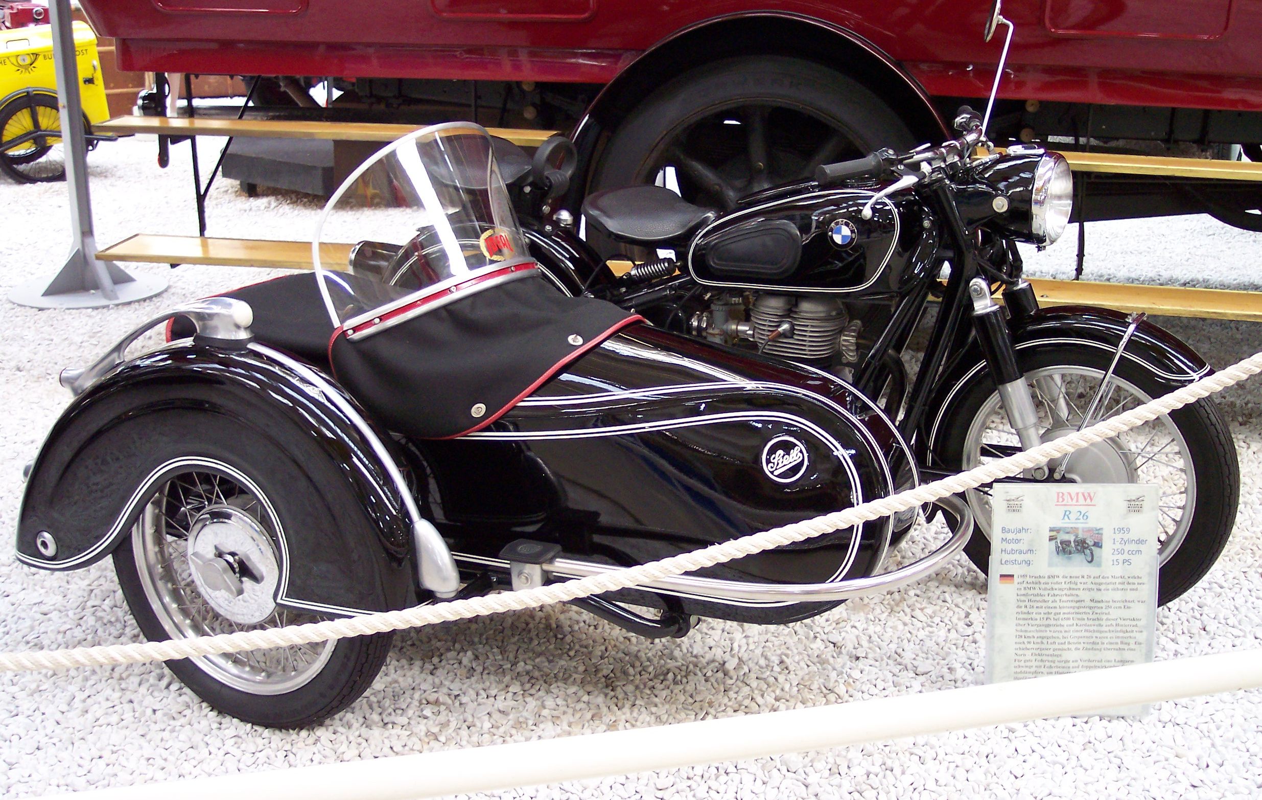 BMW R26