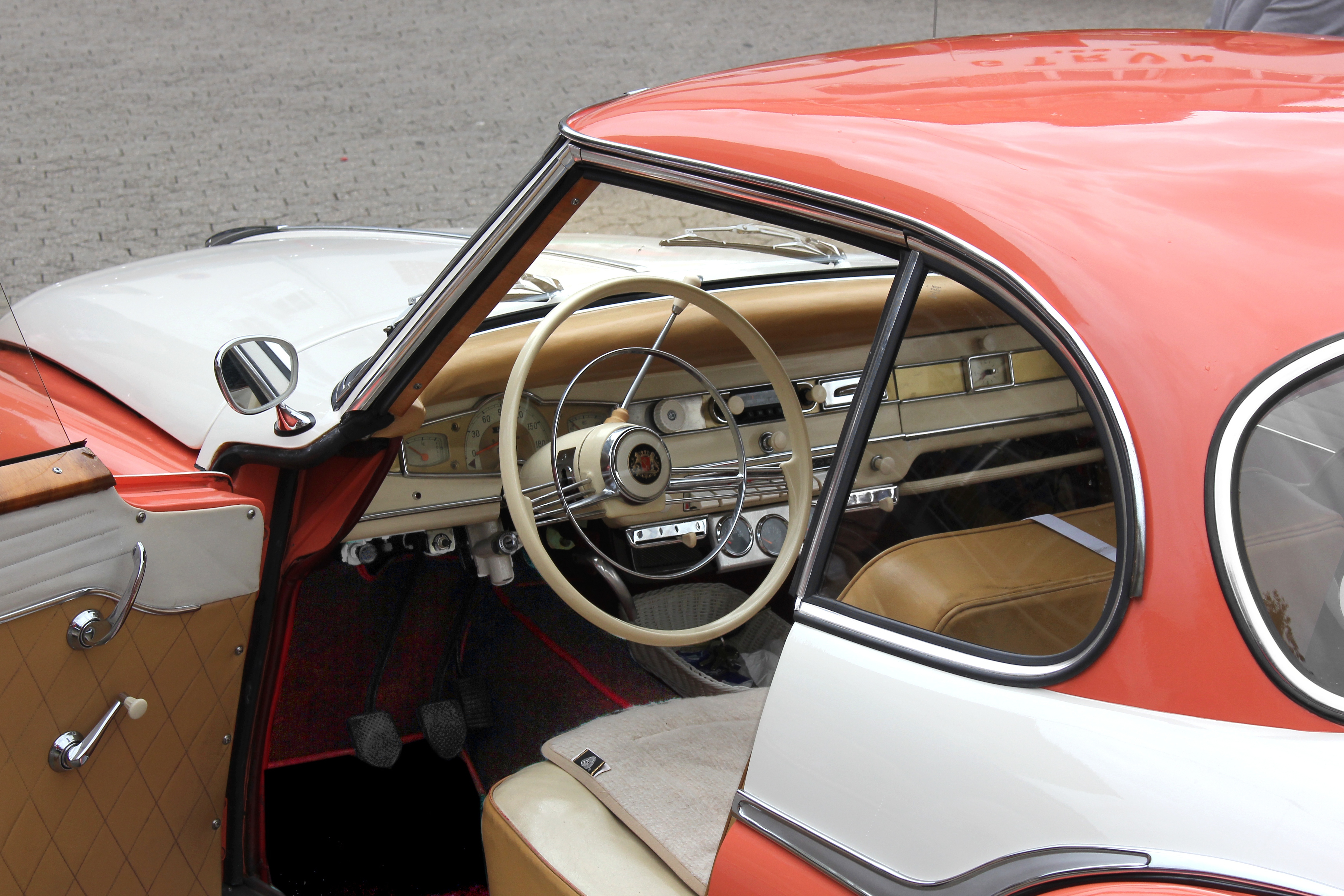 Borgward Isabella Coupé, Cockpit (2016-09-04)