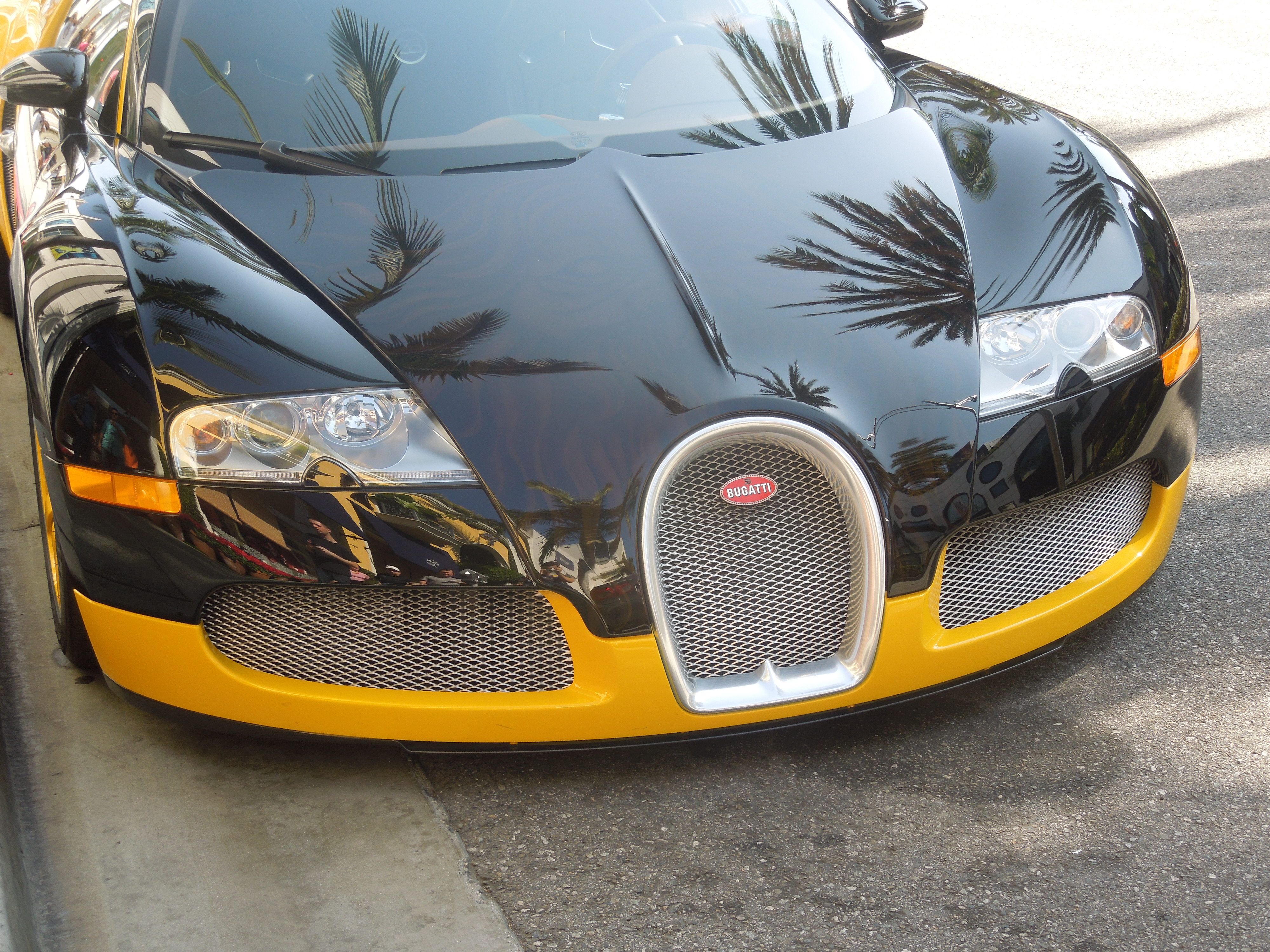 Bugatti in Beverly Hills California 1