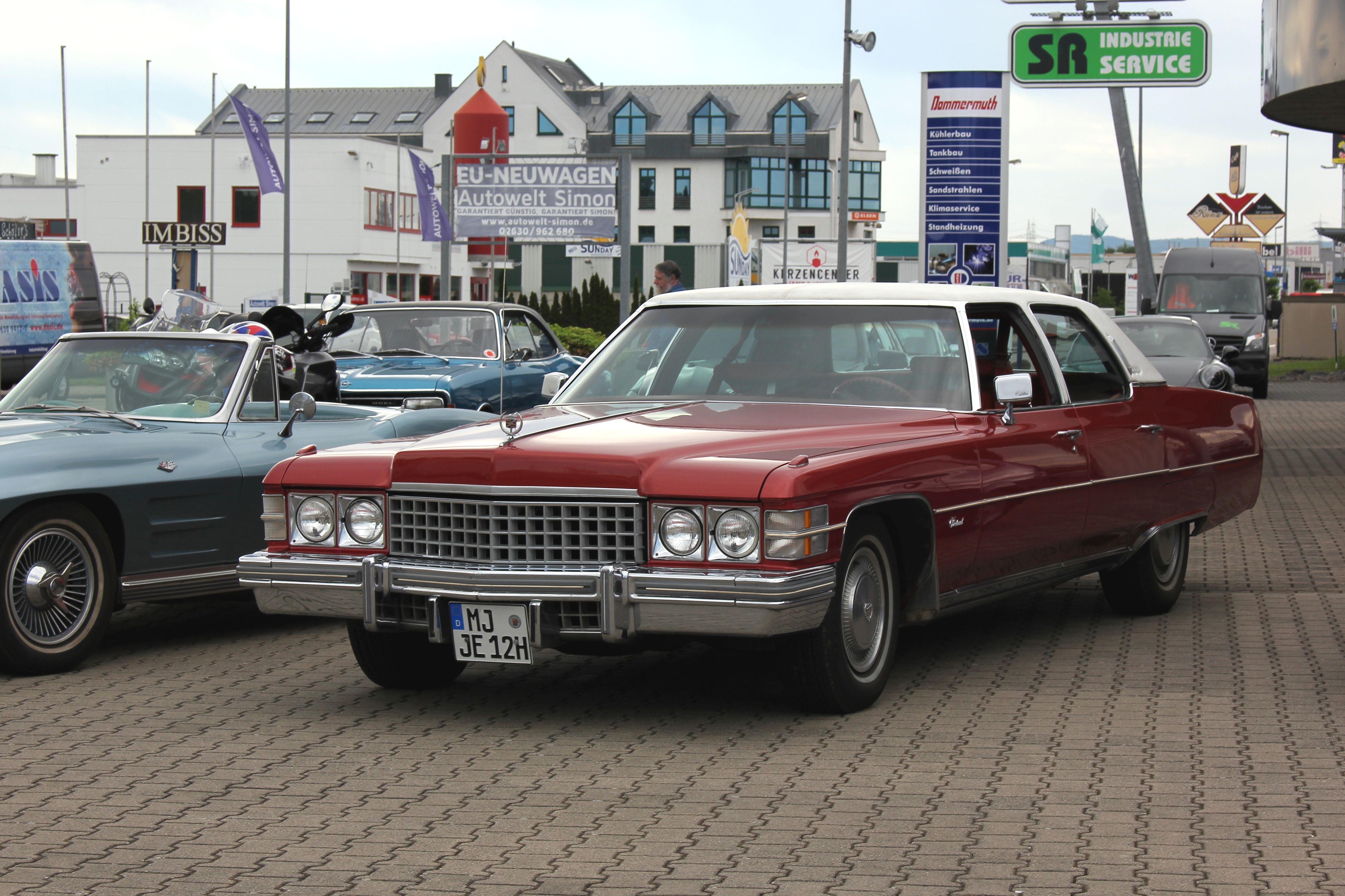 Cadillac Fleetwood Brougham, Bauzeit 1973-74, Front (2017-06-11 Sp)