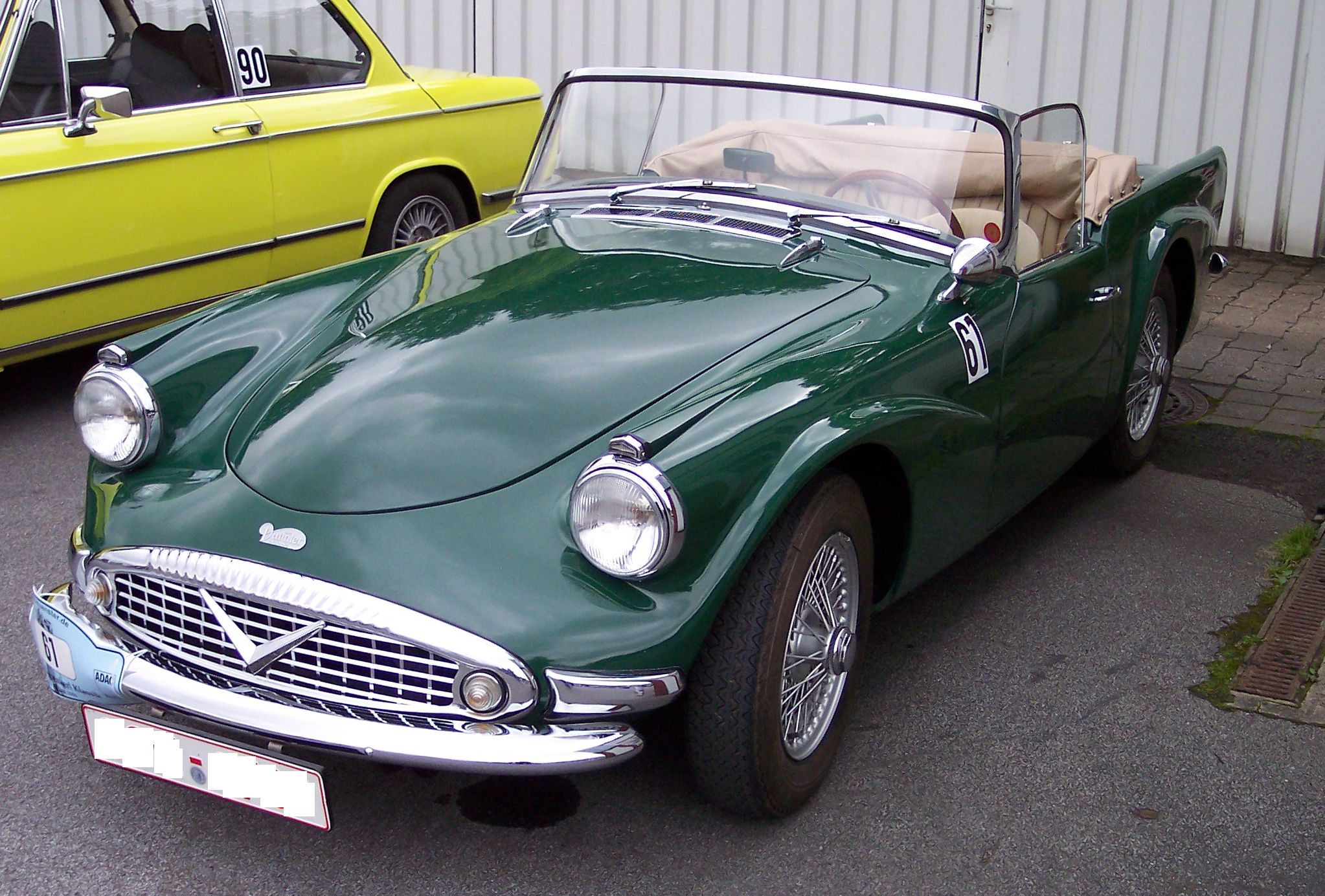 Daimler SP250 Dart green vl