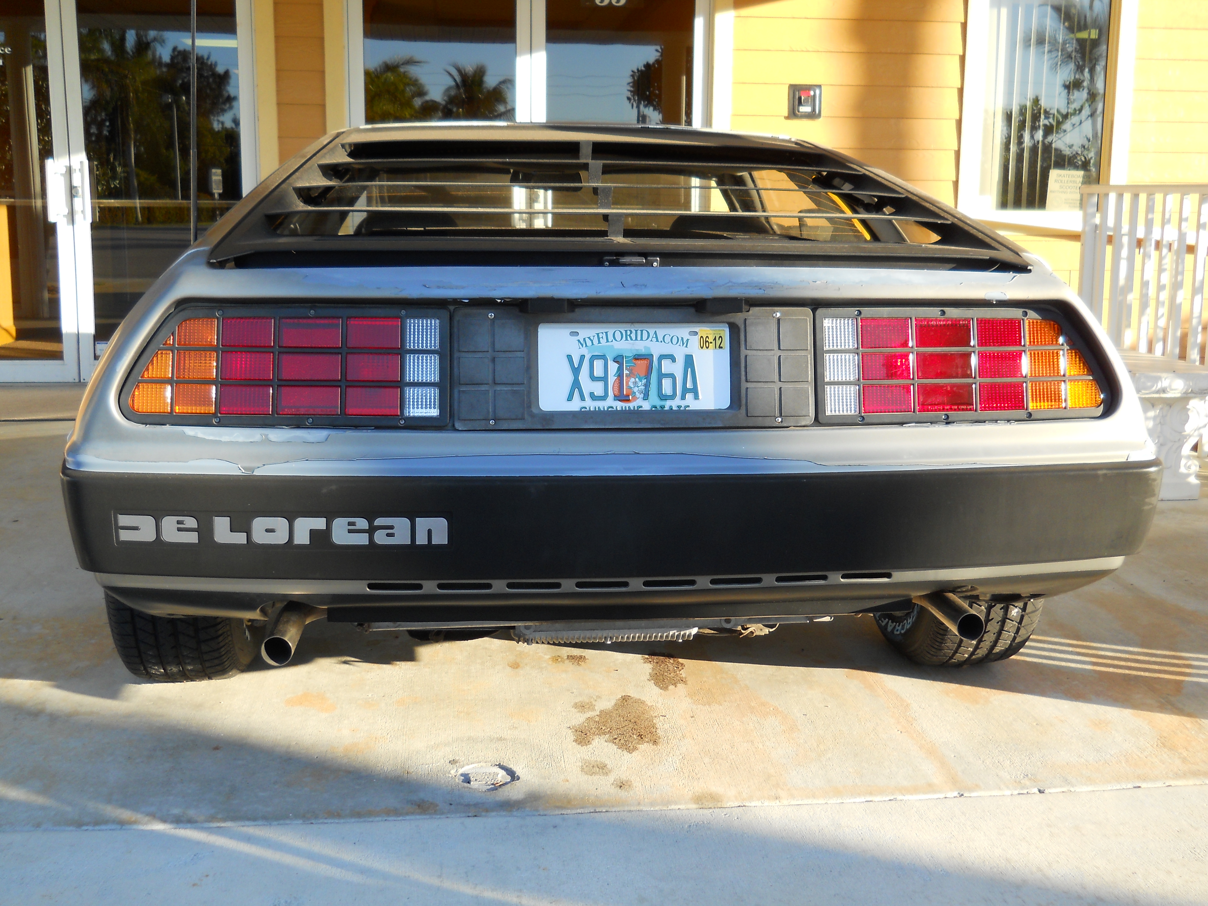 De Lorean 1002