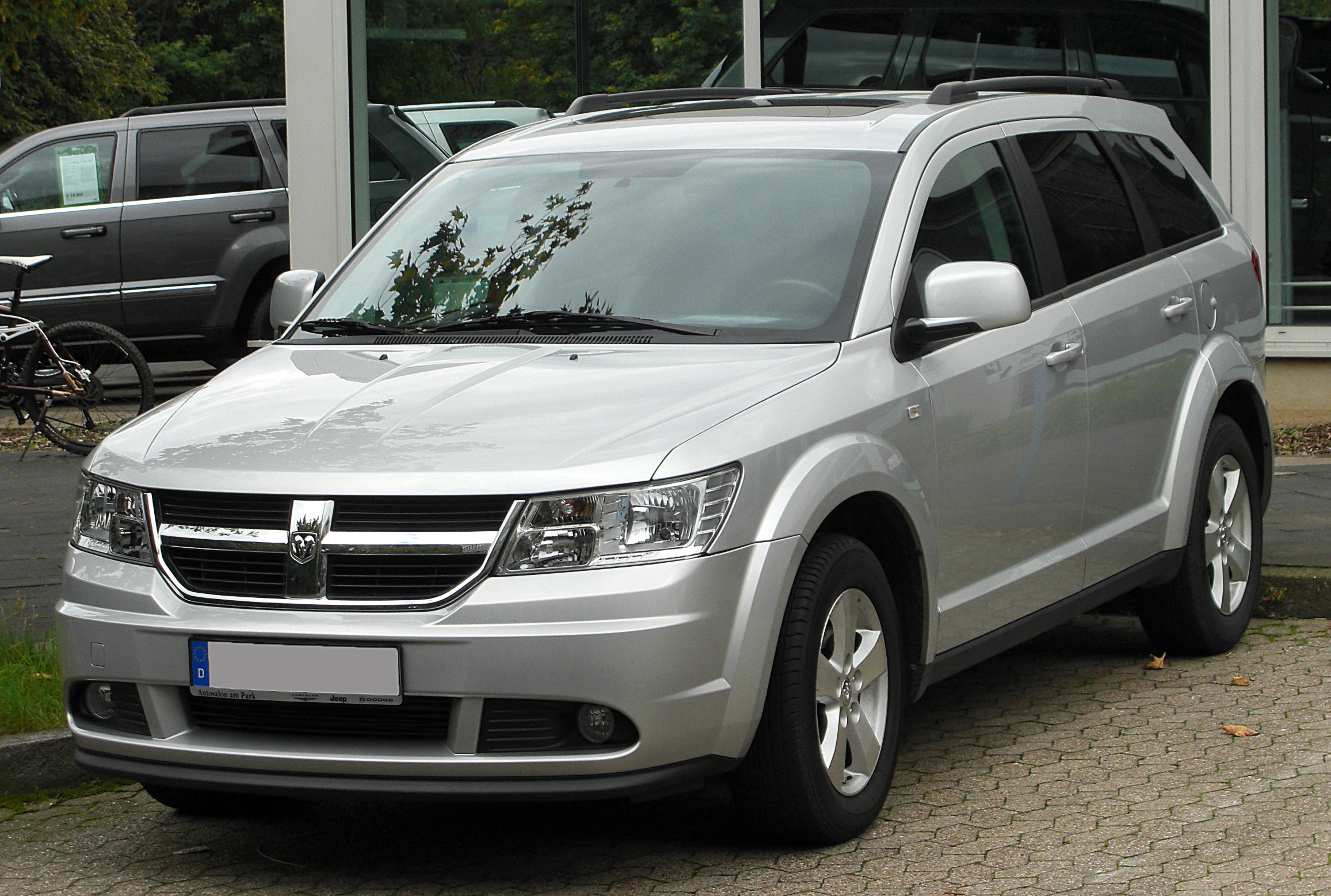 Dodge Journey front 20100926