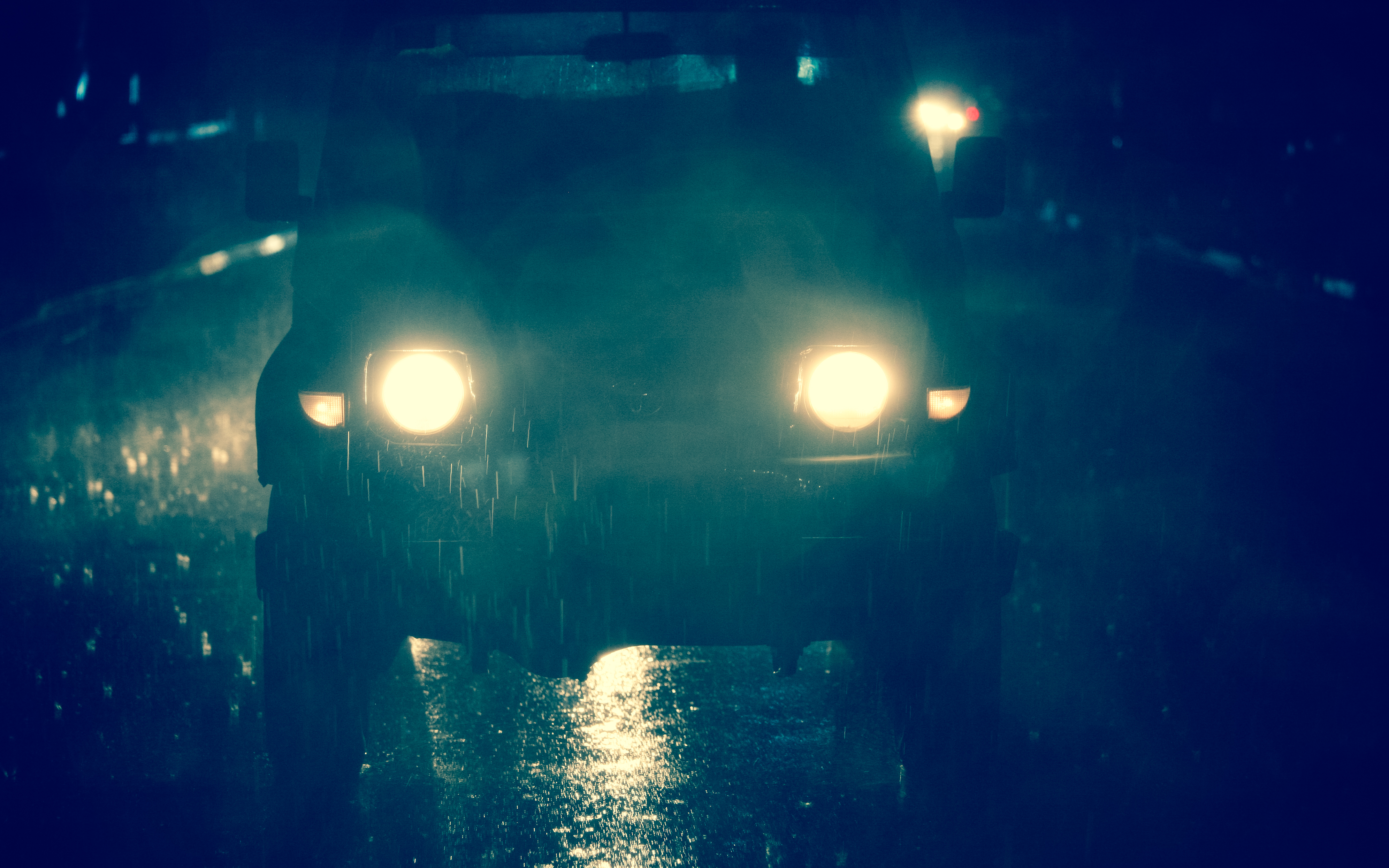 Driving in the Monsoon Rain (8000987873)