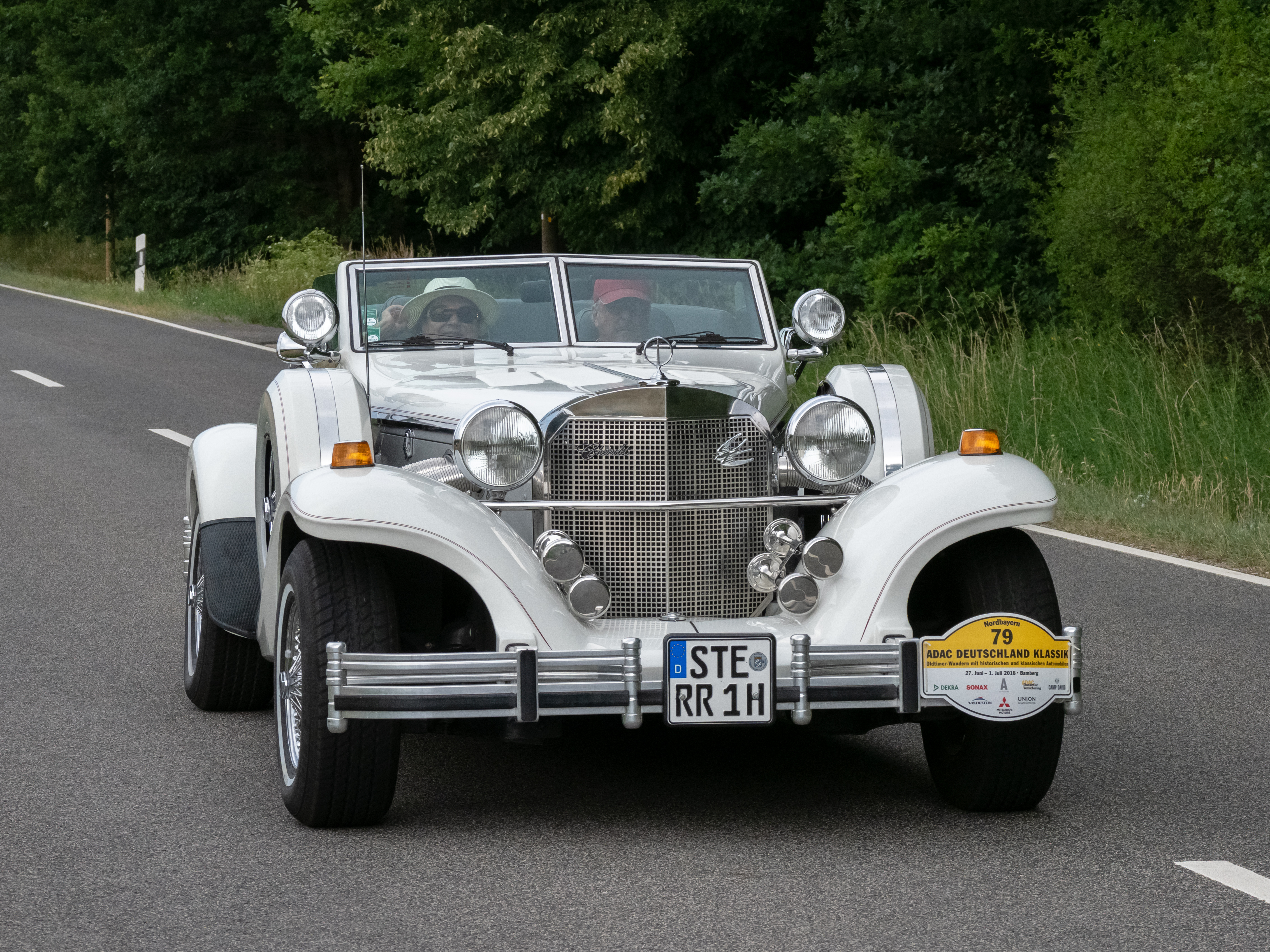 Excalibur Series IV Roadster 7