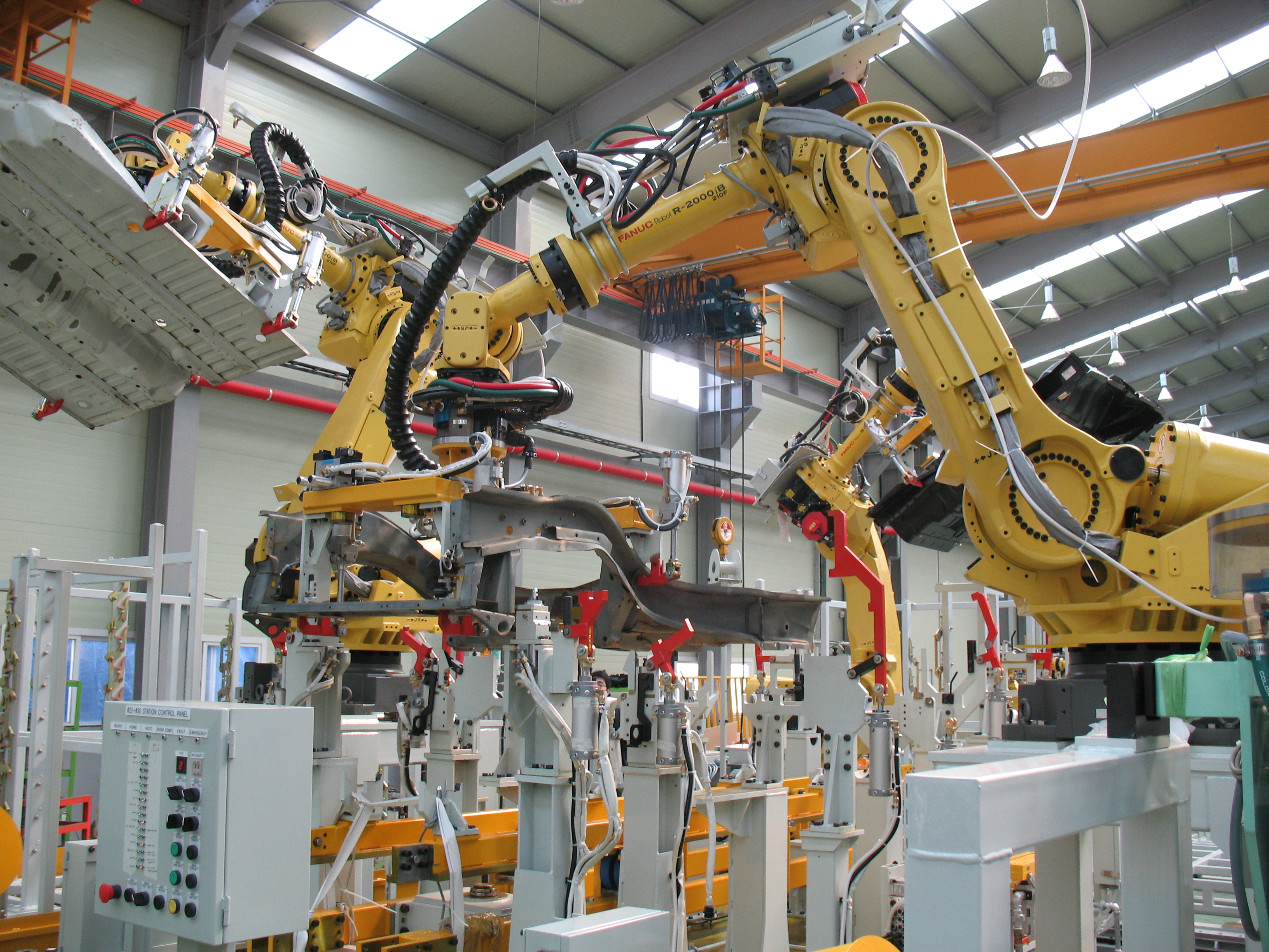 FANUC R2000iB AtWork