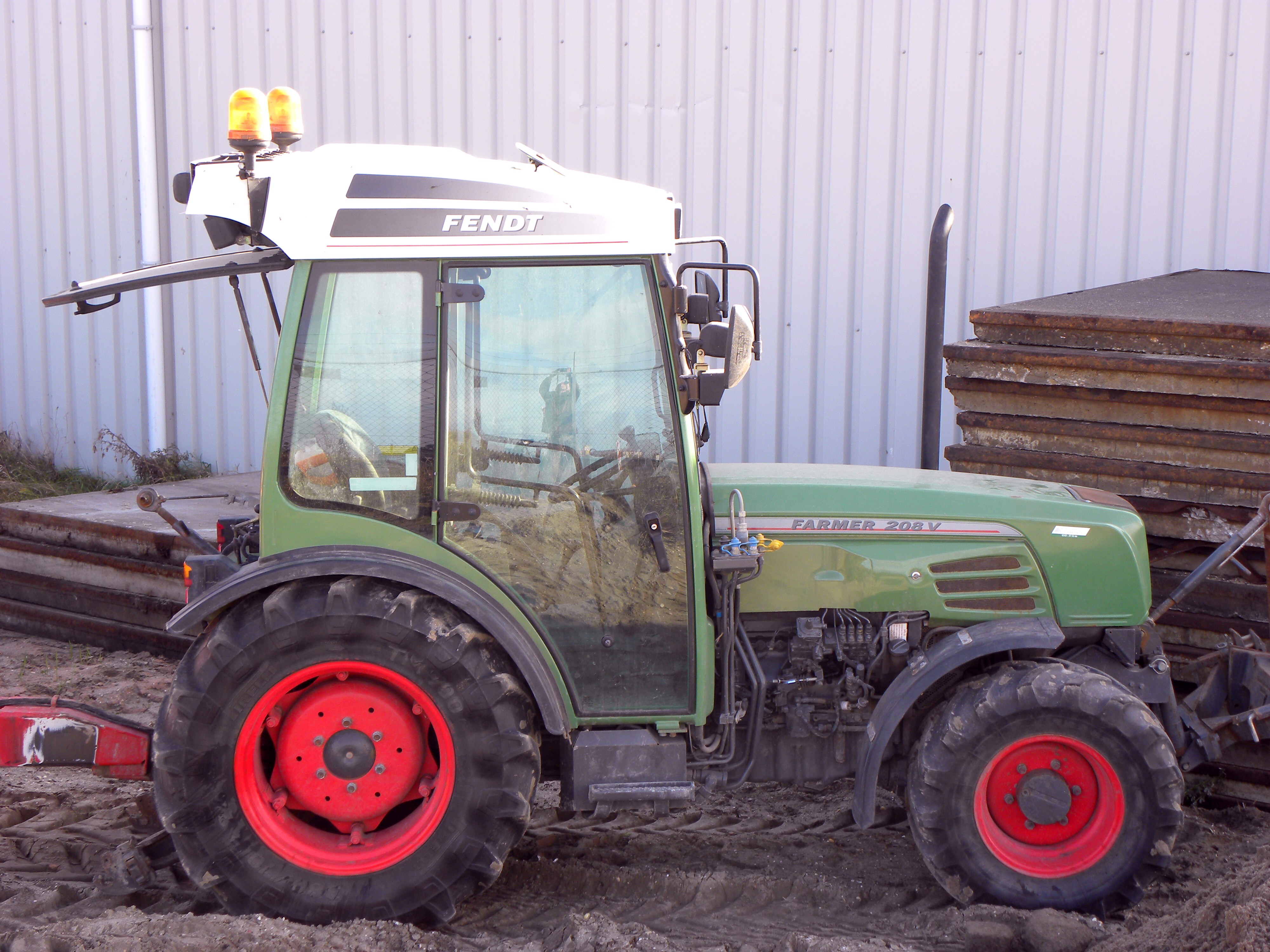 Fendt Farmer 208 V