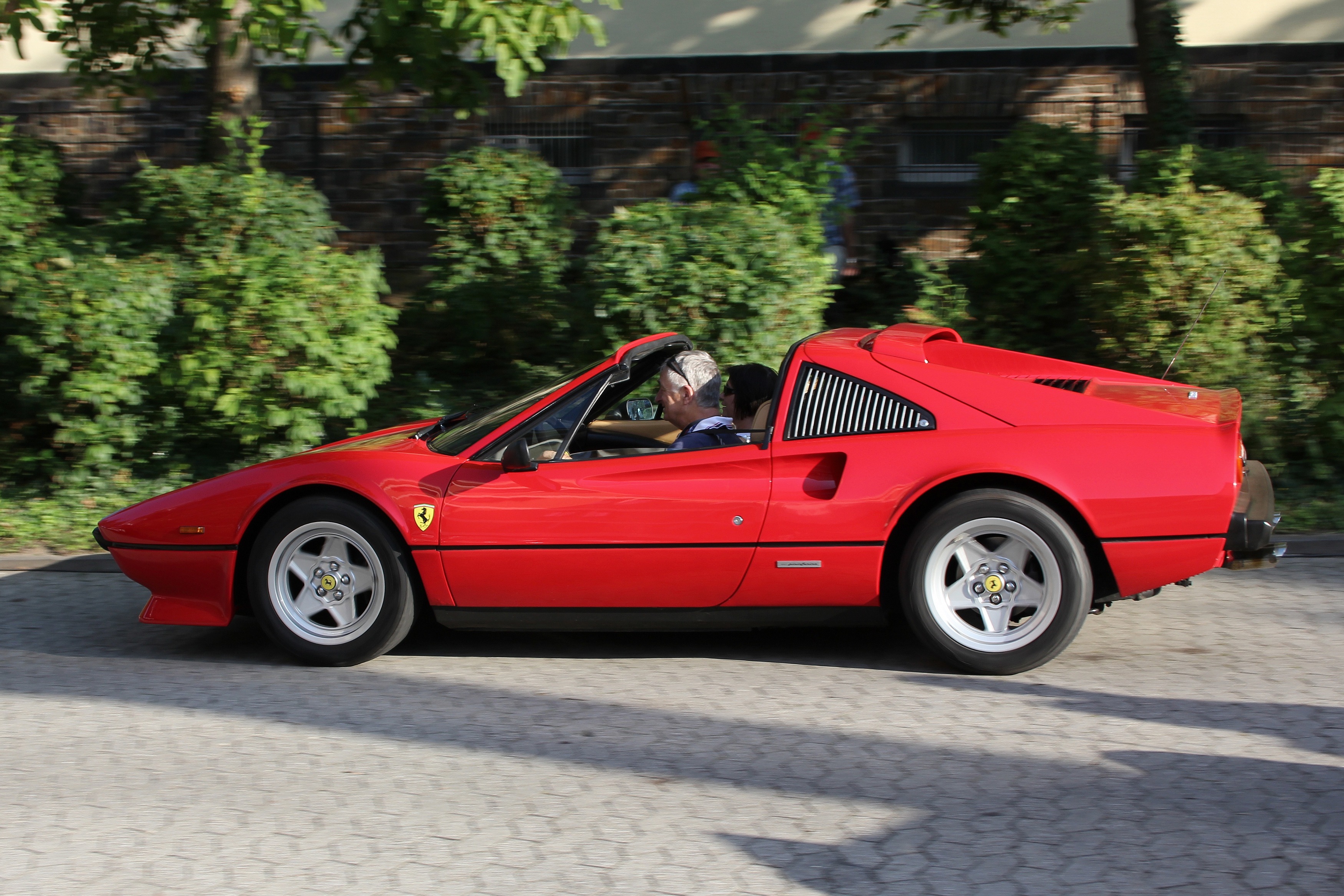 Ferrari 308 quattrovalvole (2011-09-03) 1