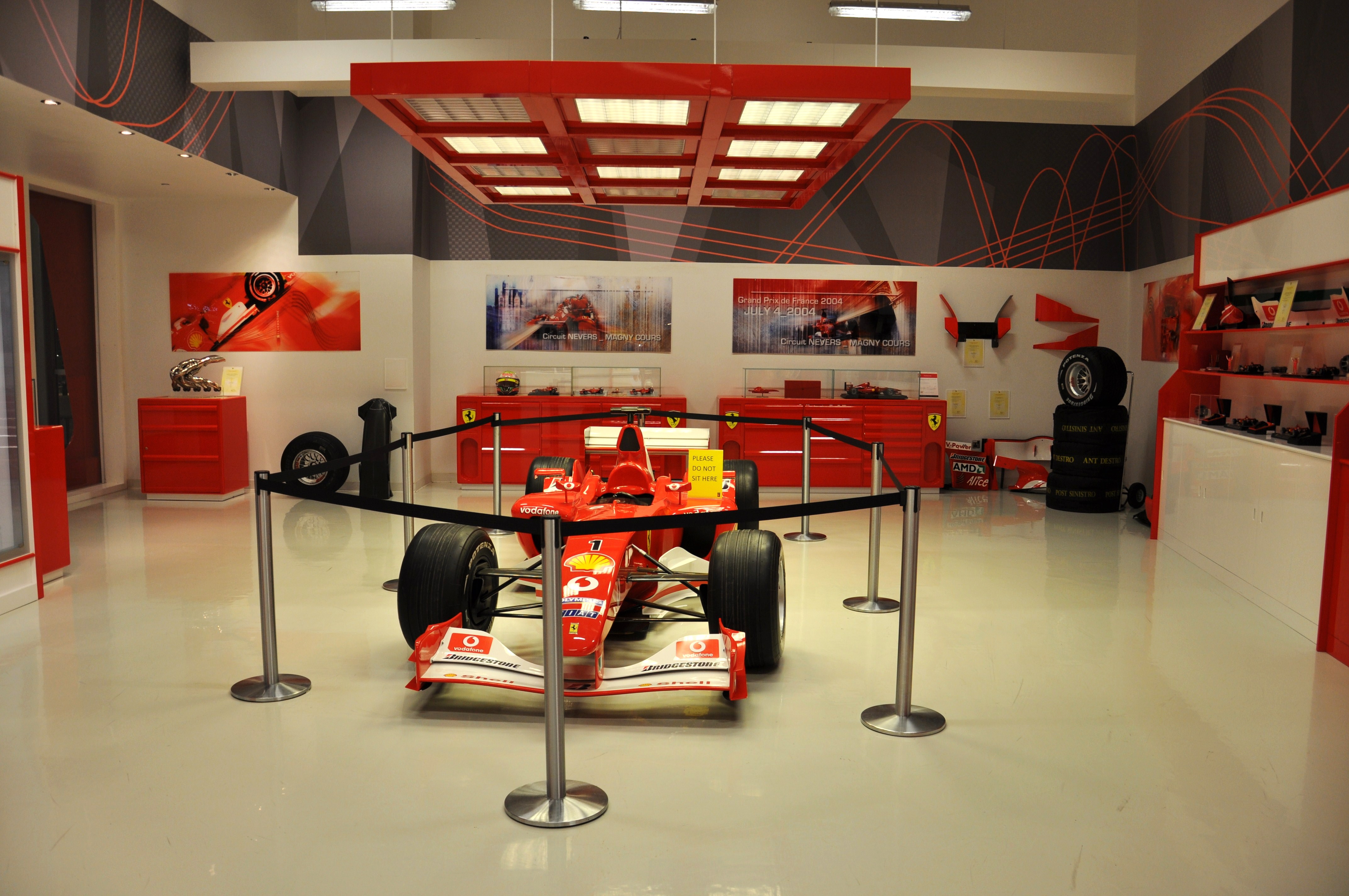 Ferrari world-abu dhabi-2011 (19)