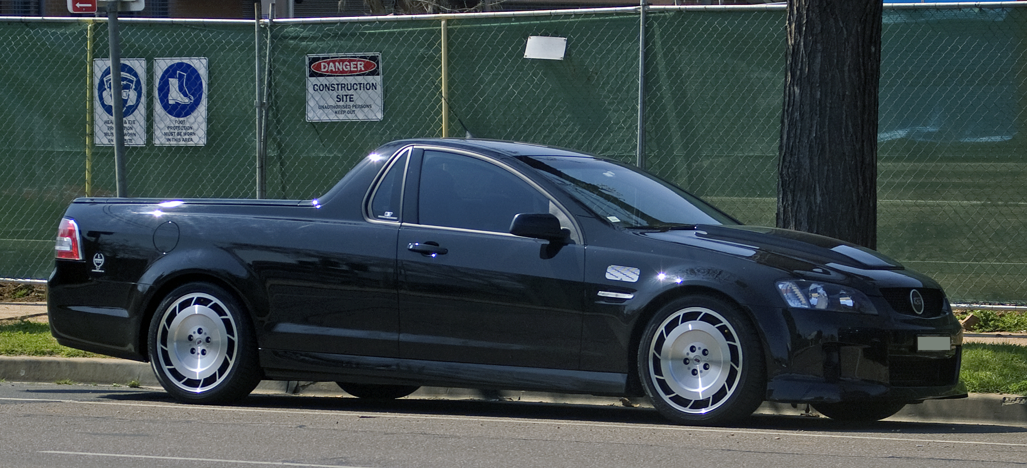 HDT VC Retro Ute