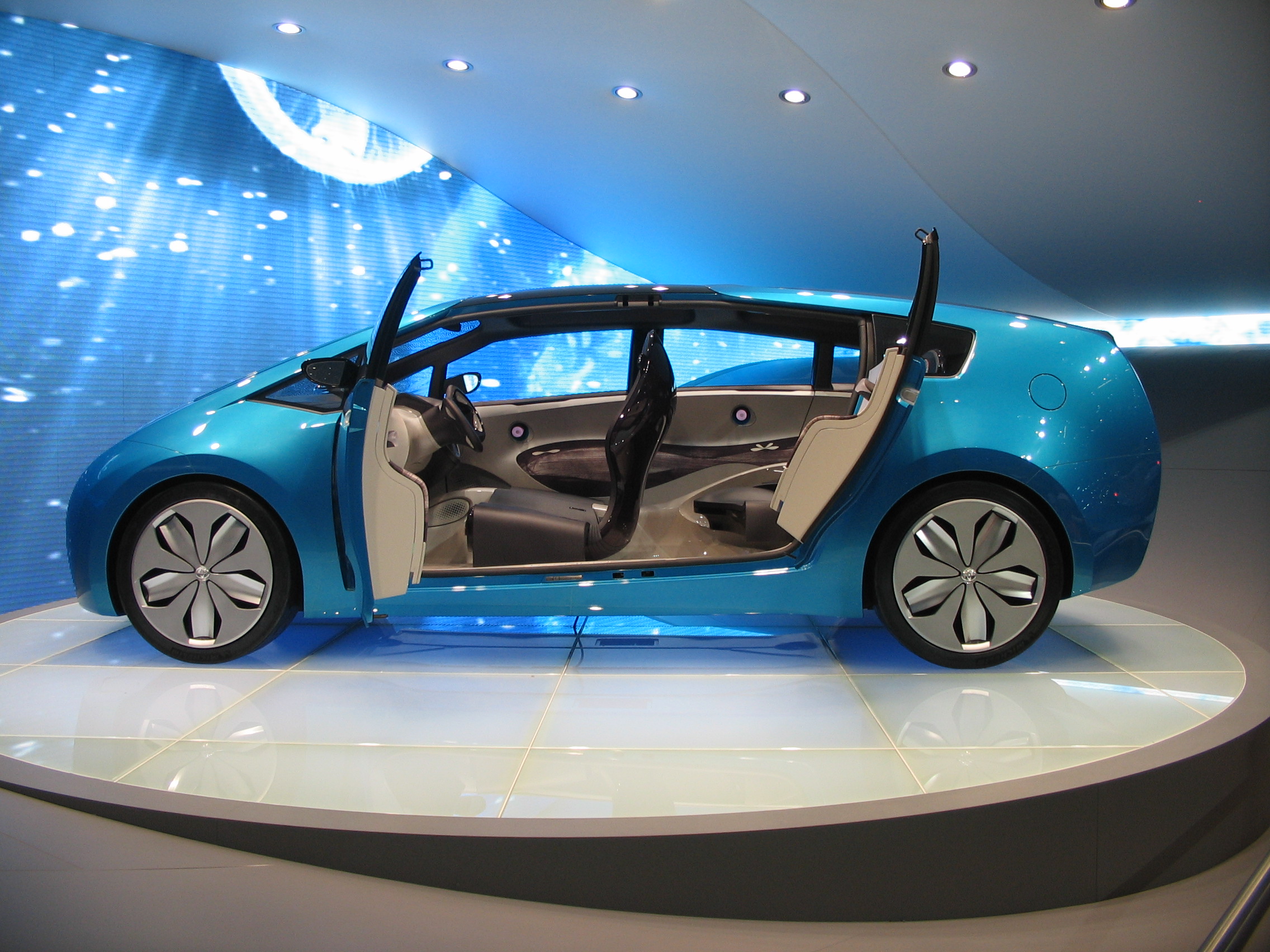 Ib iks toy-3