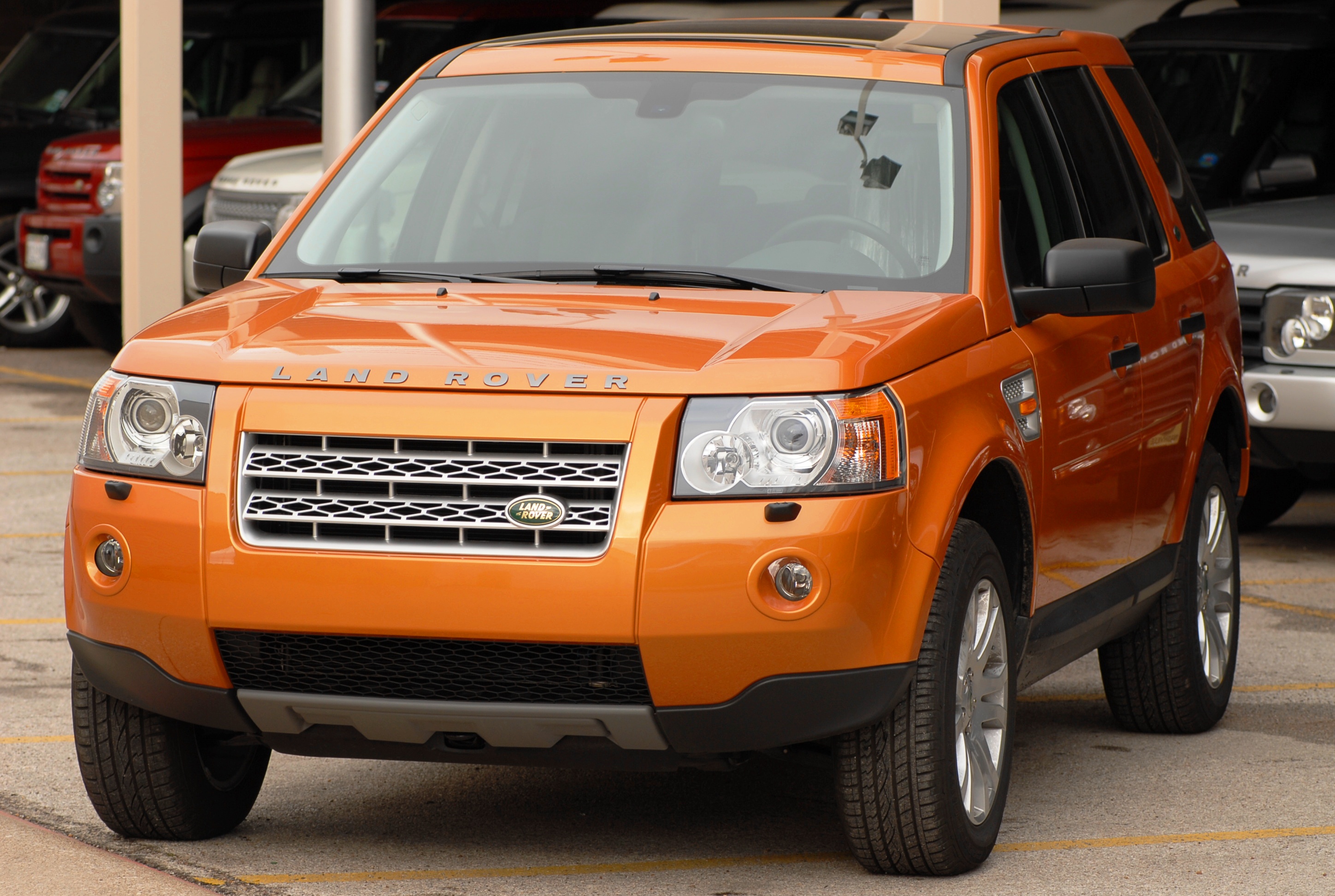 Land Rover Freelander (LR2)