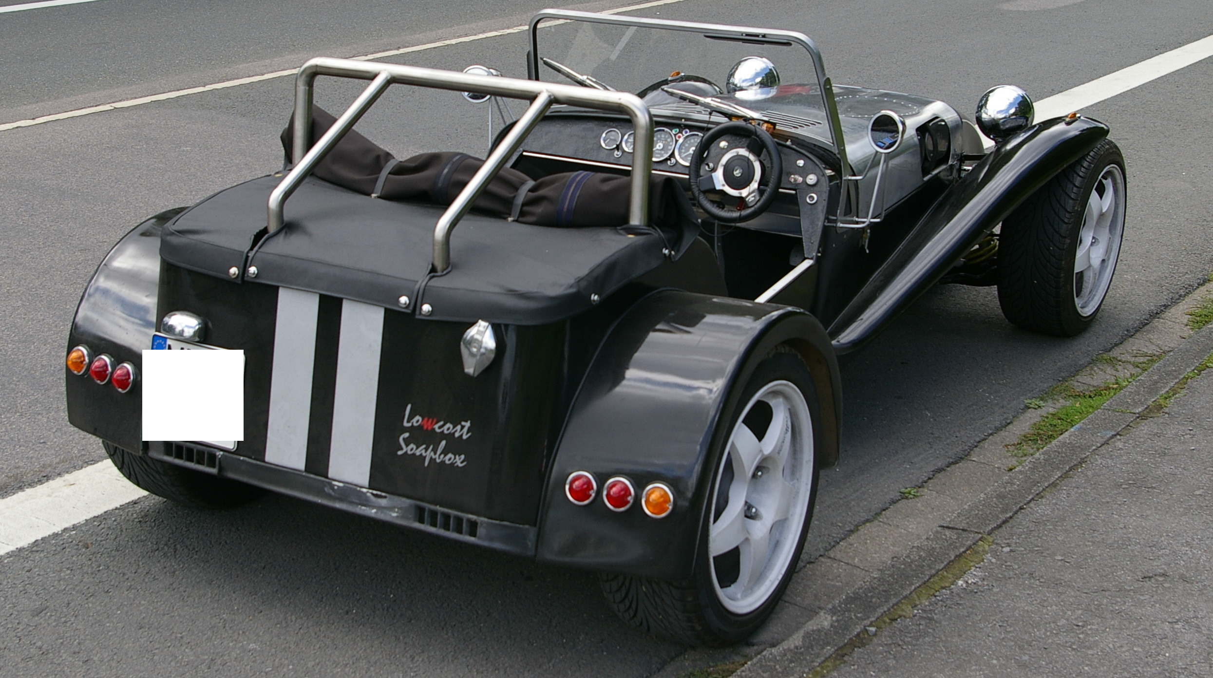 Lot003