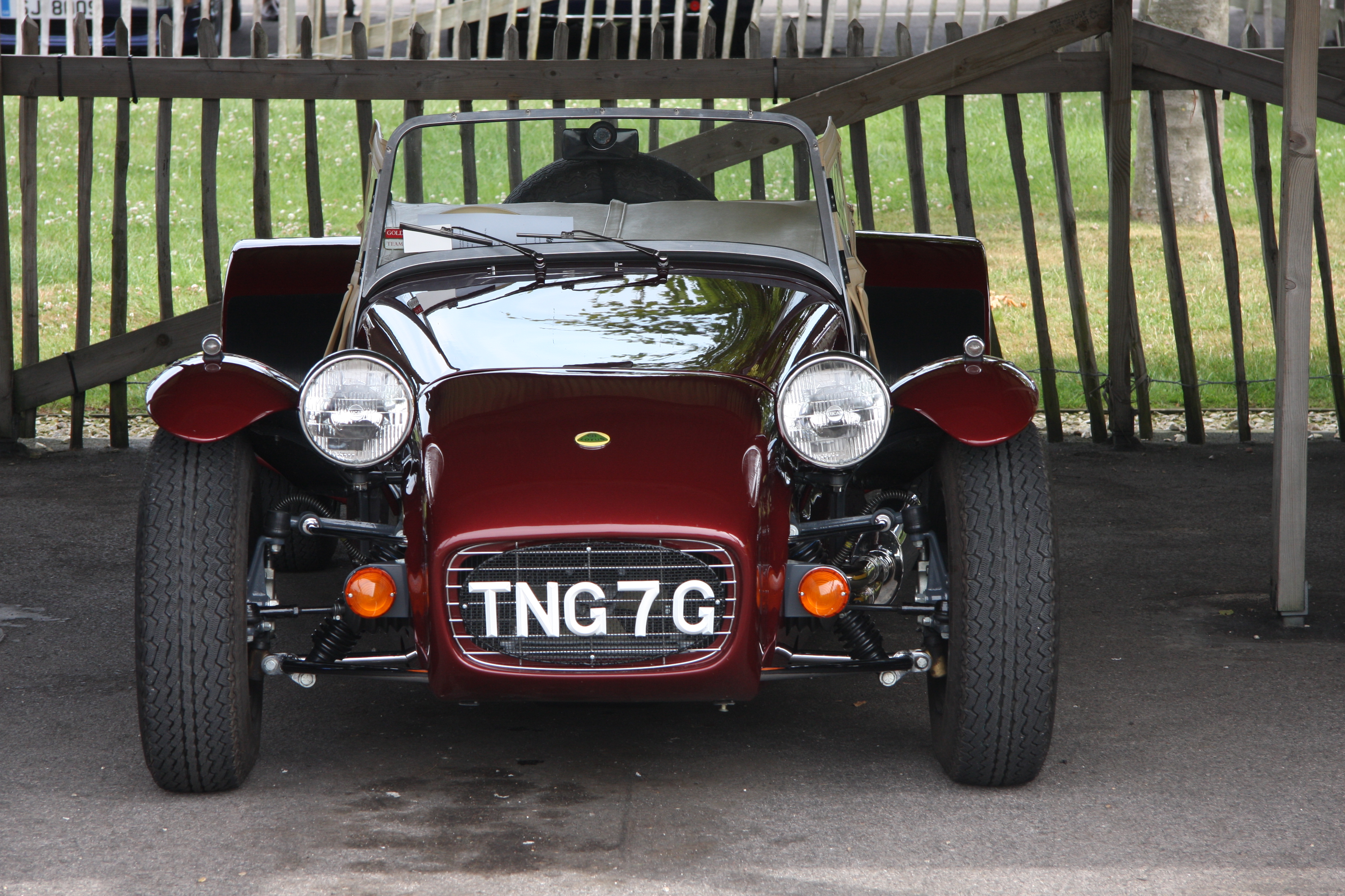 Lotus 7 - Flickr - exfordy