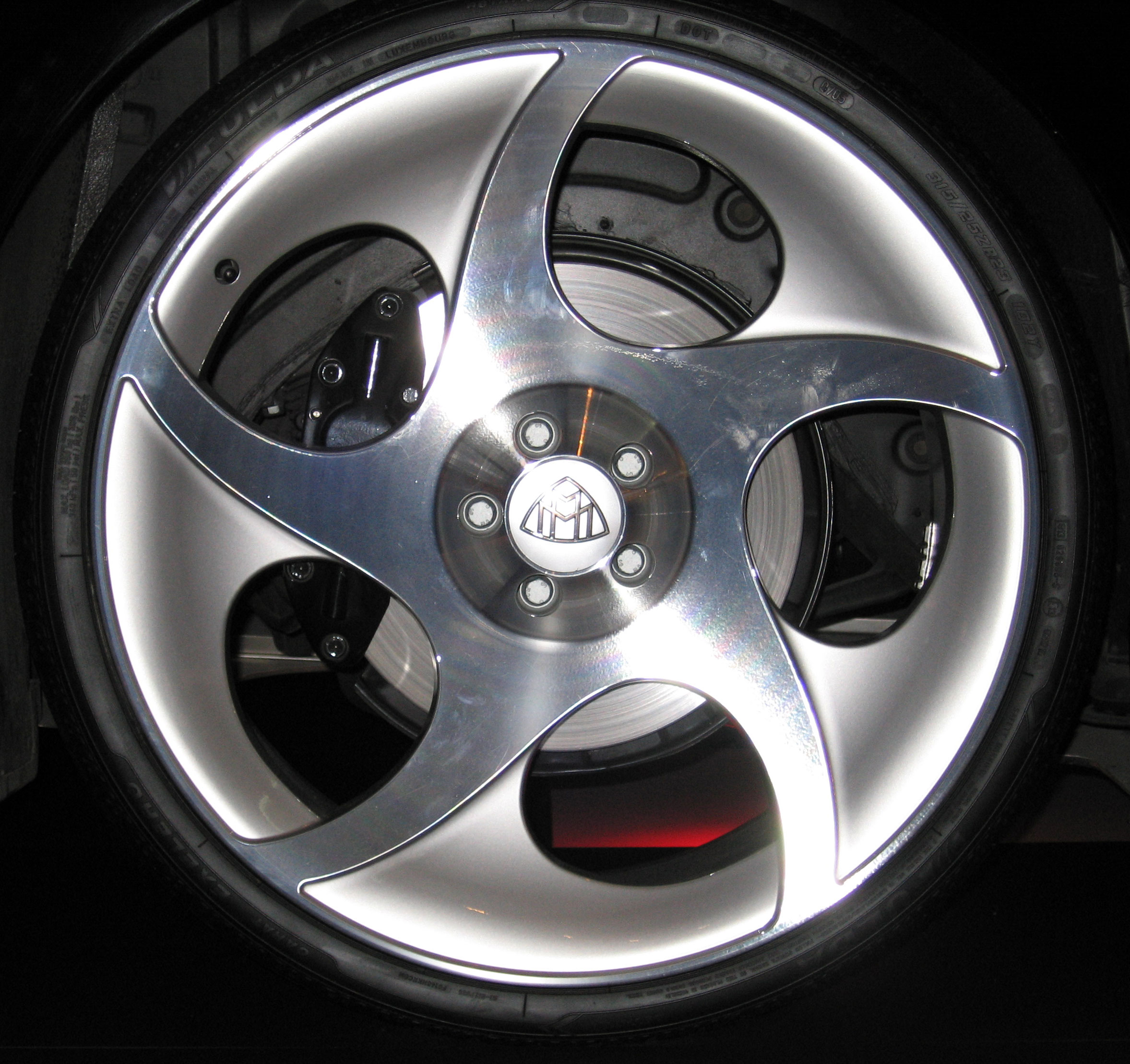 Maybach Exelero wheel