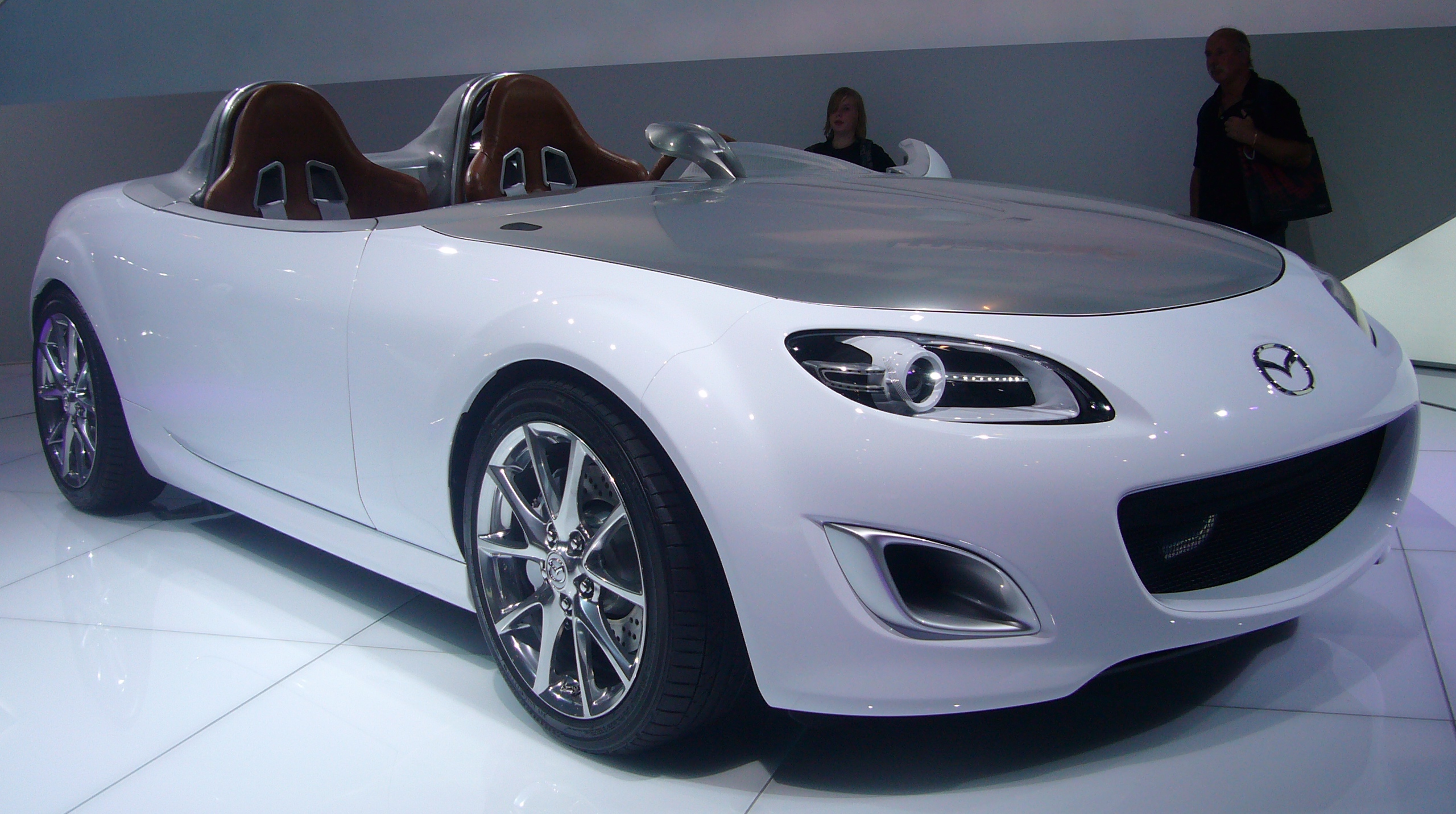 Mazda MX-5 Superlight (front quarter)