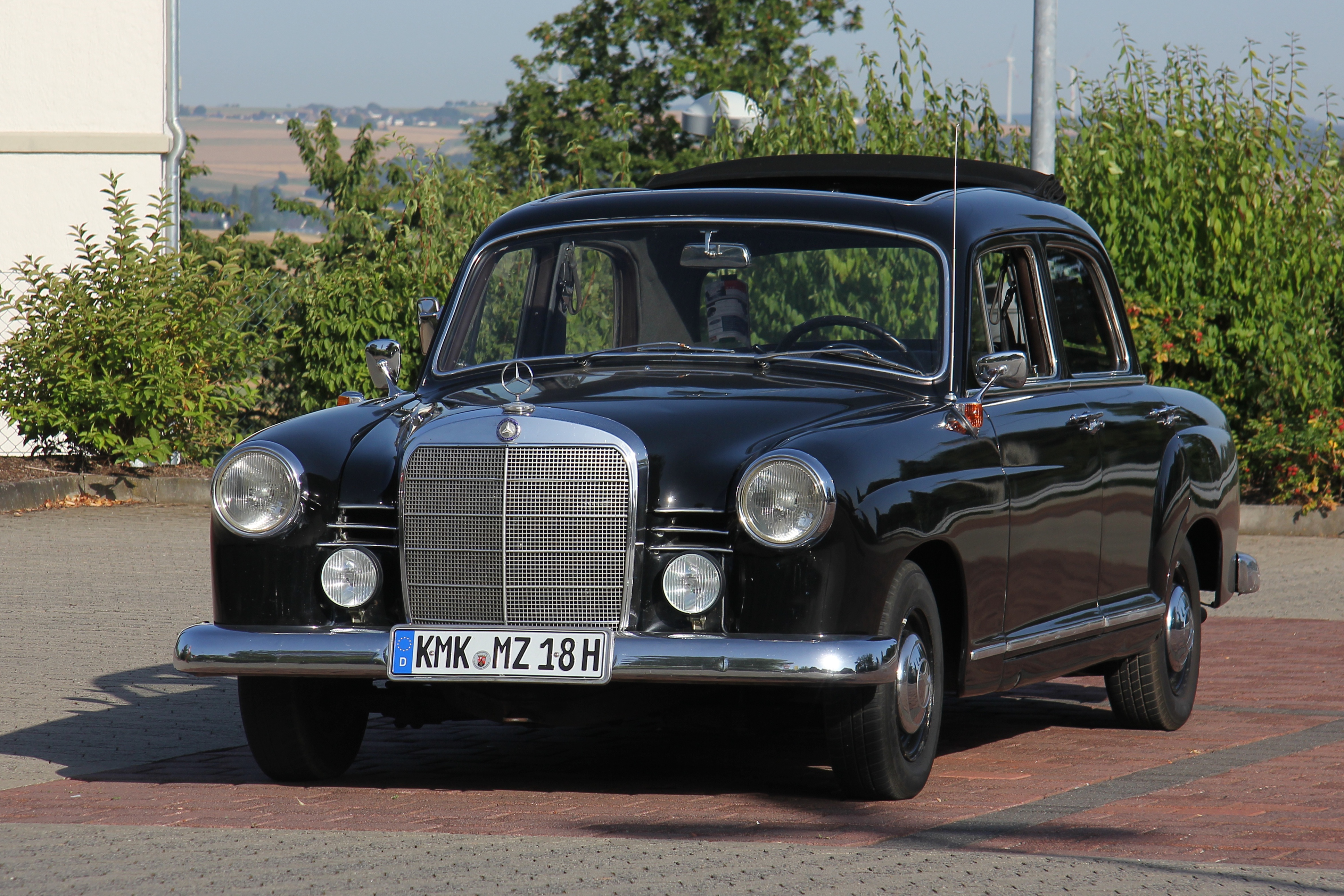 Mercedes-Benz 180 D (2012-08-19 Sp)