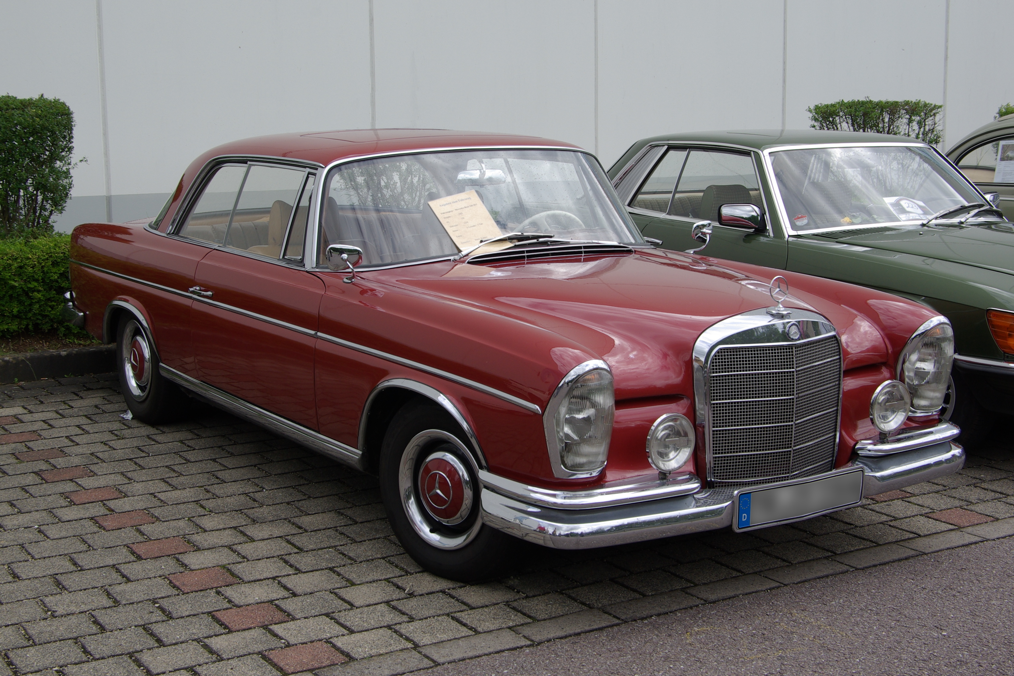 Mercedes-Benz 220 SEC W 111 2012-07-15 14-52-42