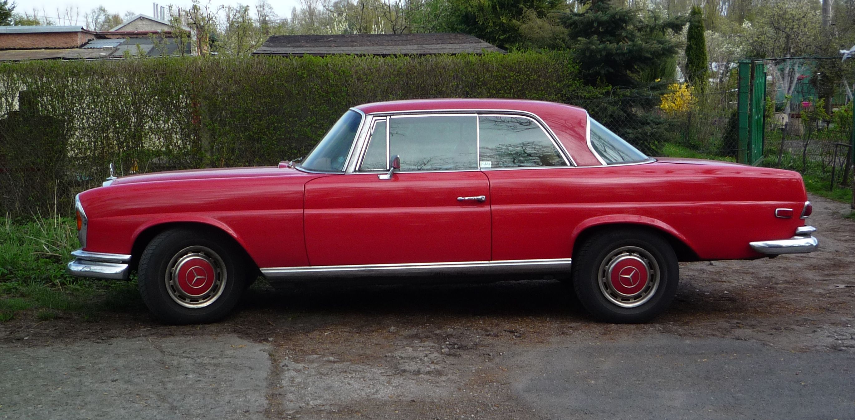 Mercedes-Benz 280bok SE-sł