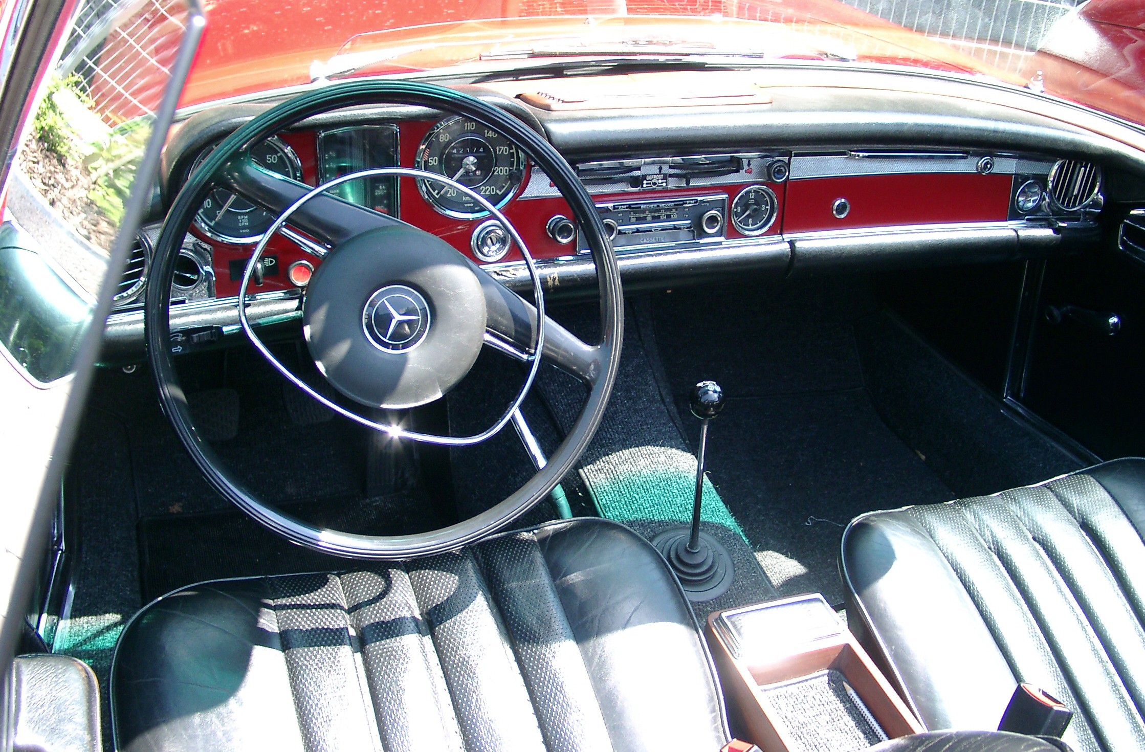Mercedes-Benz W113 inside 20080617