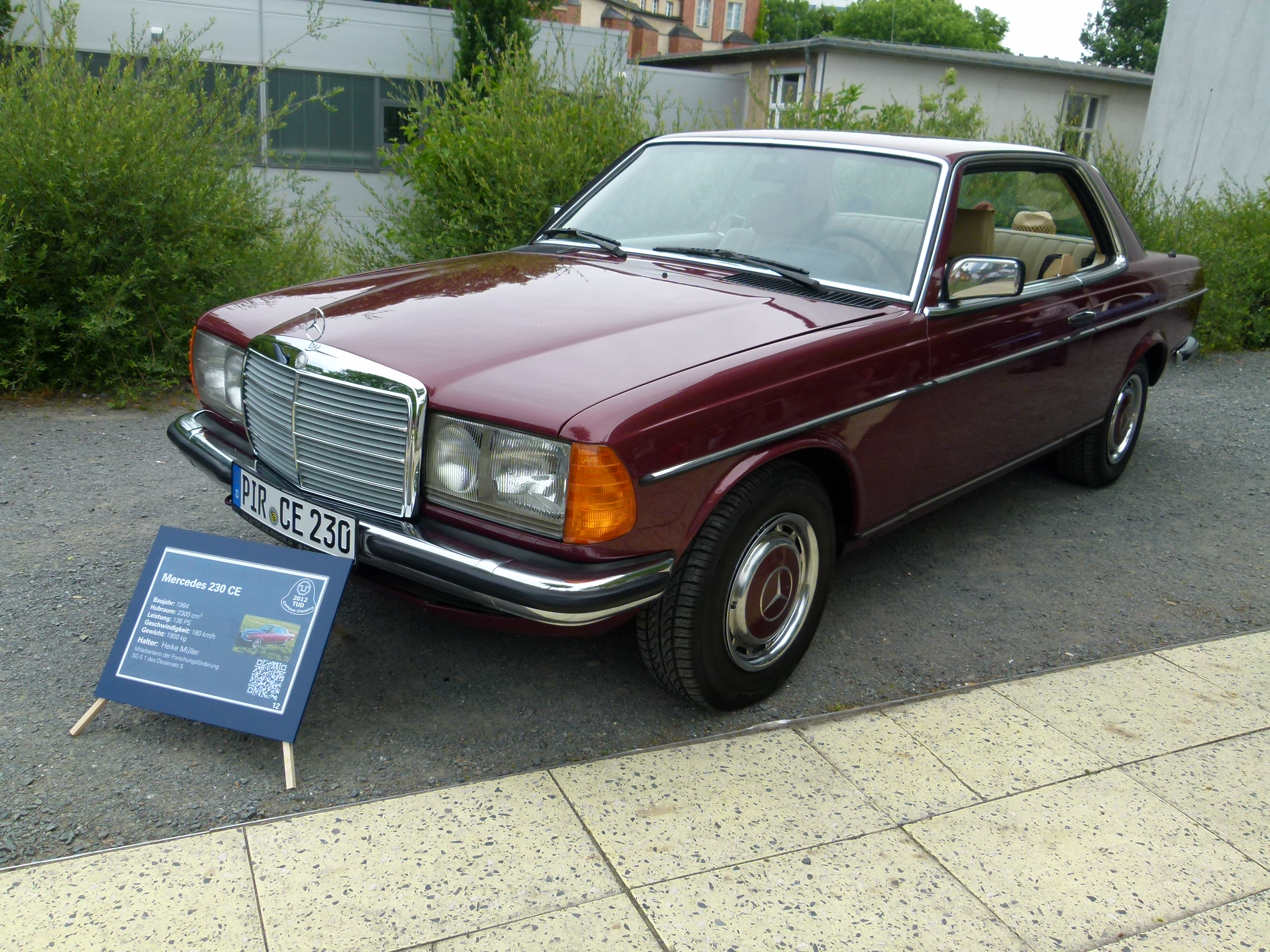 Mercedes 230 CE