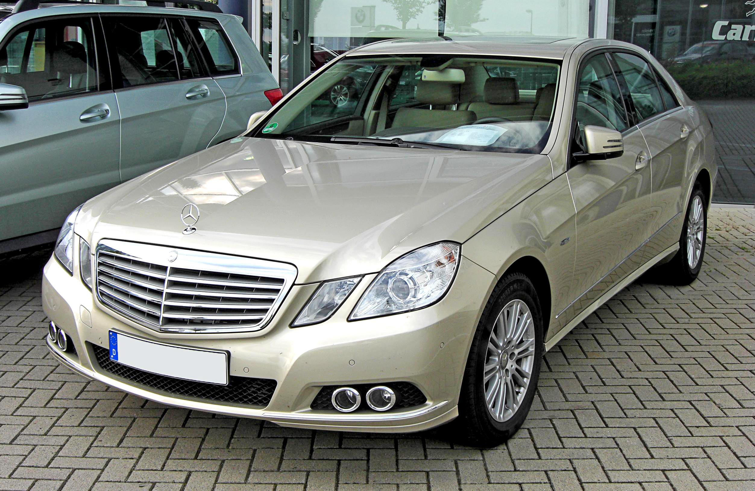 Mercedes E 220 CDI BlueEFFICIENCY Elegance (W212) 20090614 front