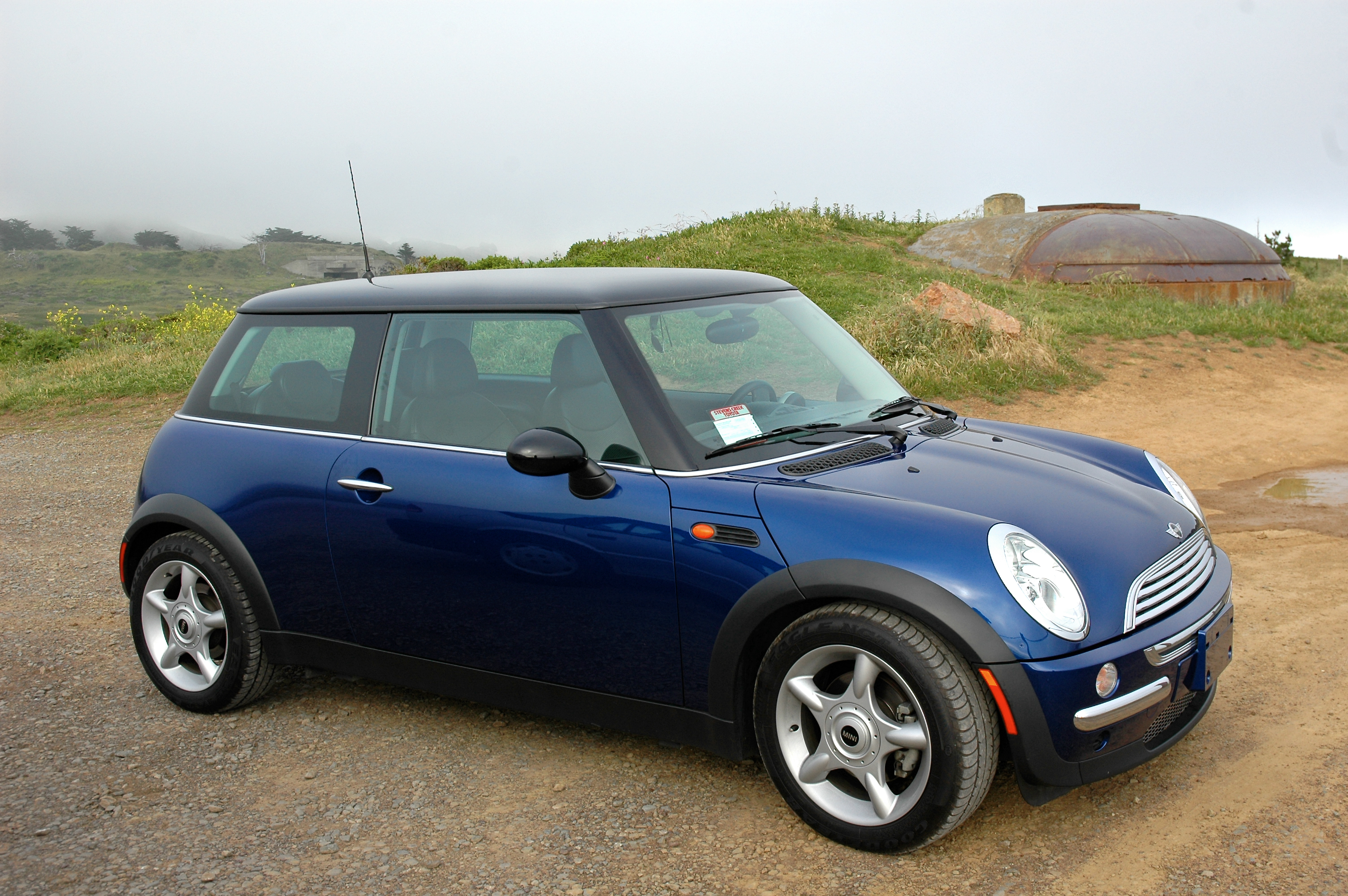 Mini cooper photographed by jonas m luster 2005-05-14