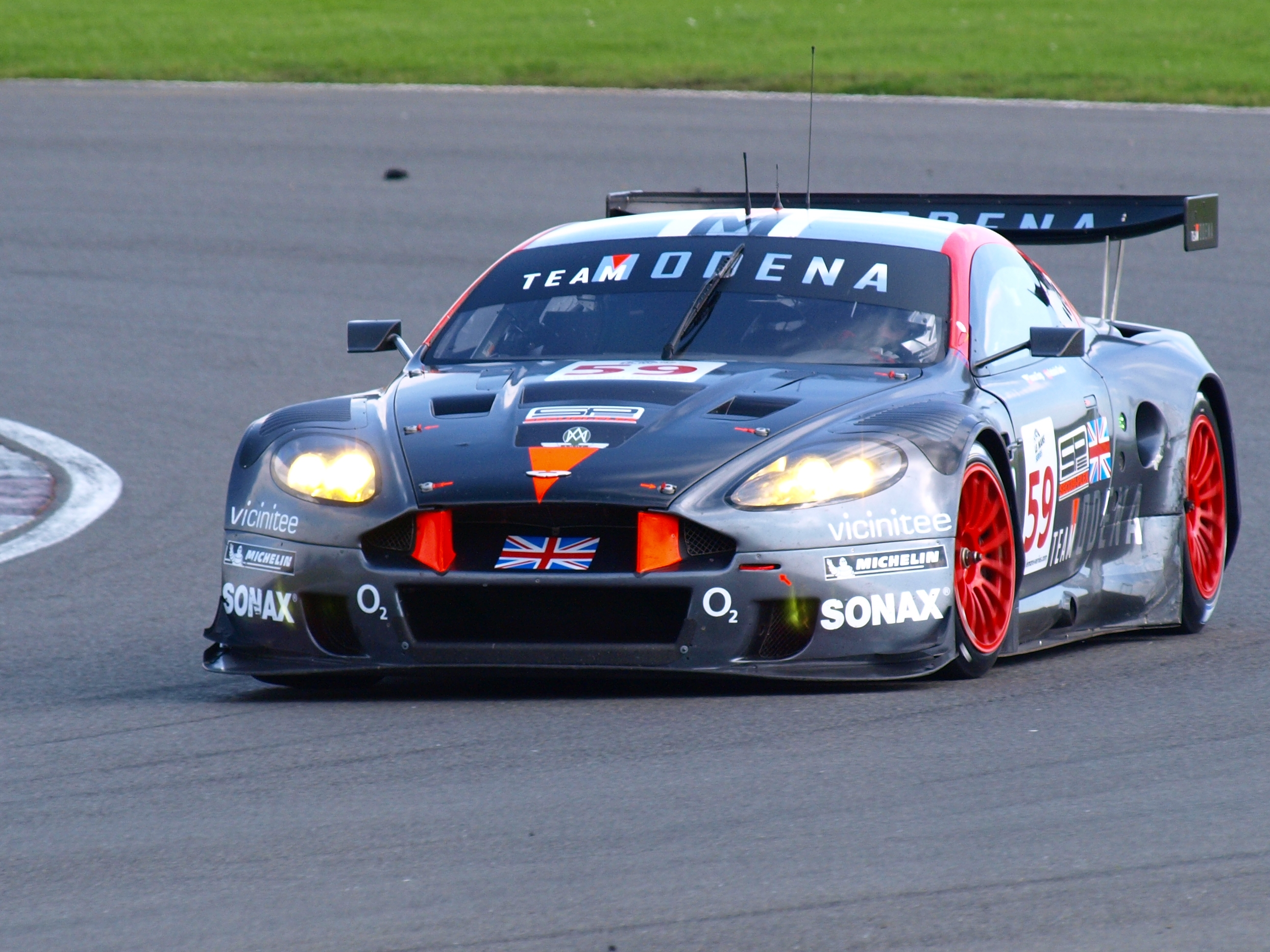 Modena Aston Martin Front