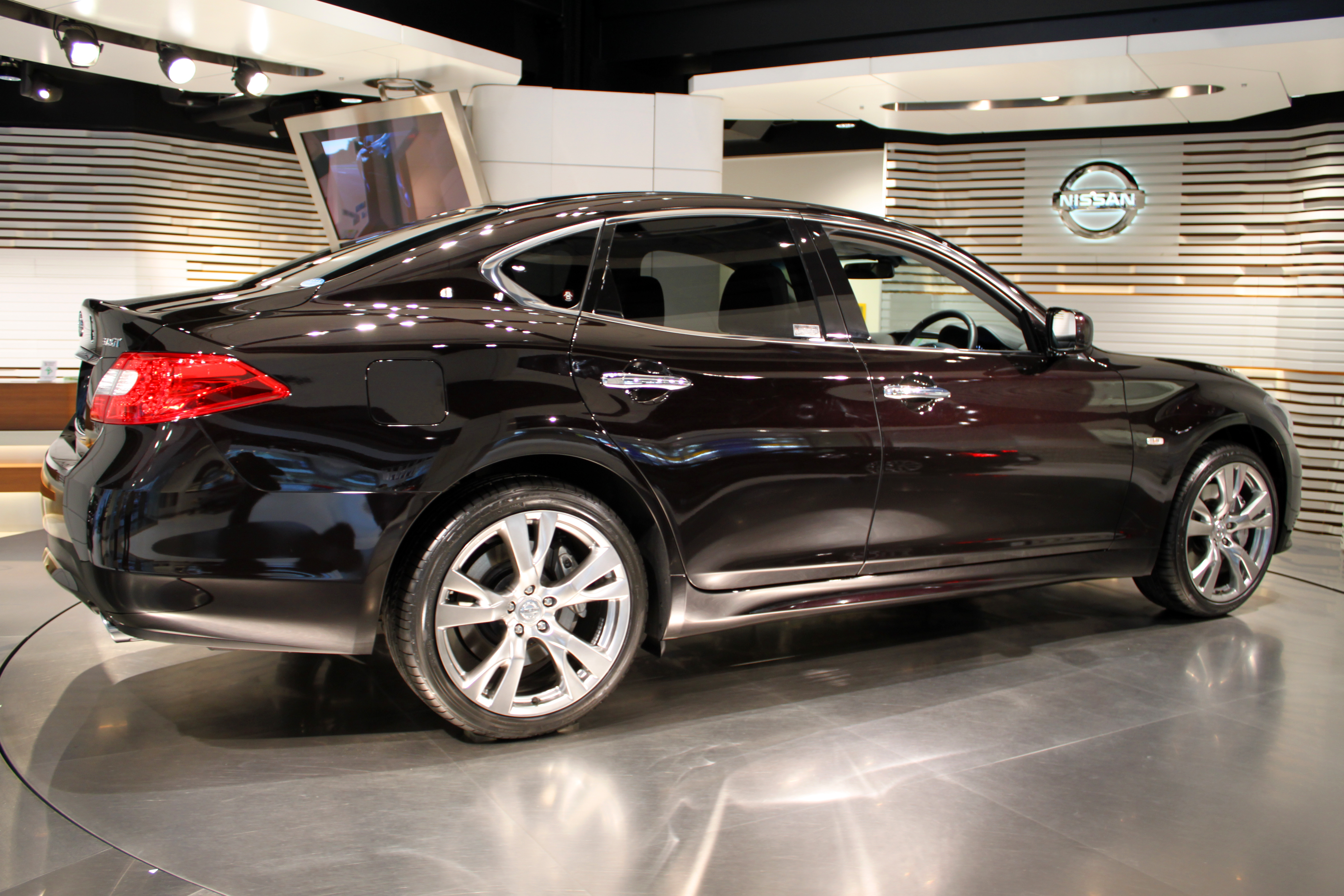 NISSAN FUGA.(INFINITI M) 3