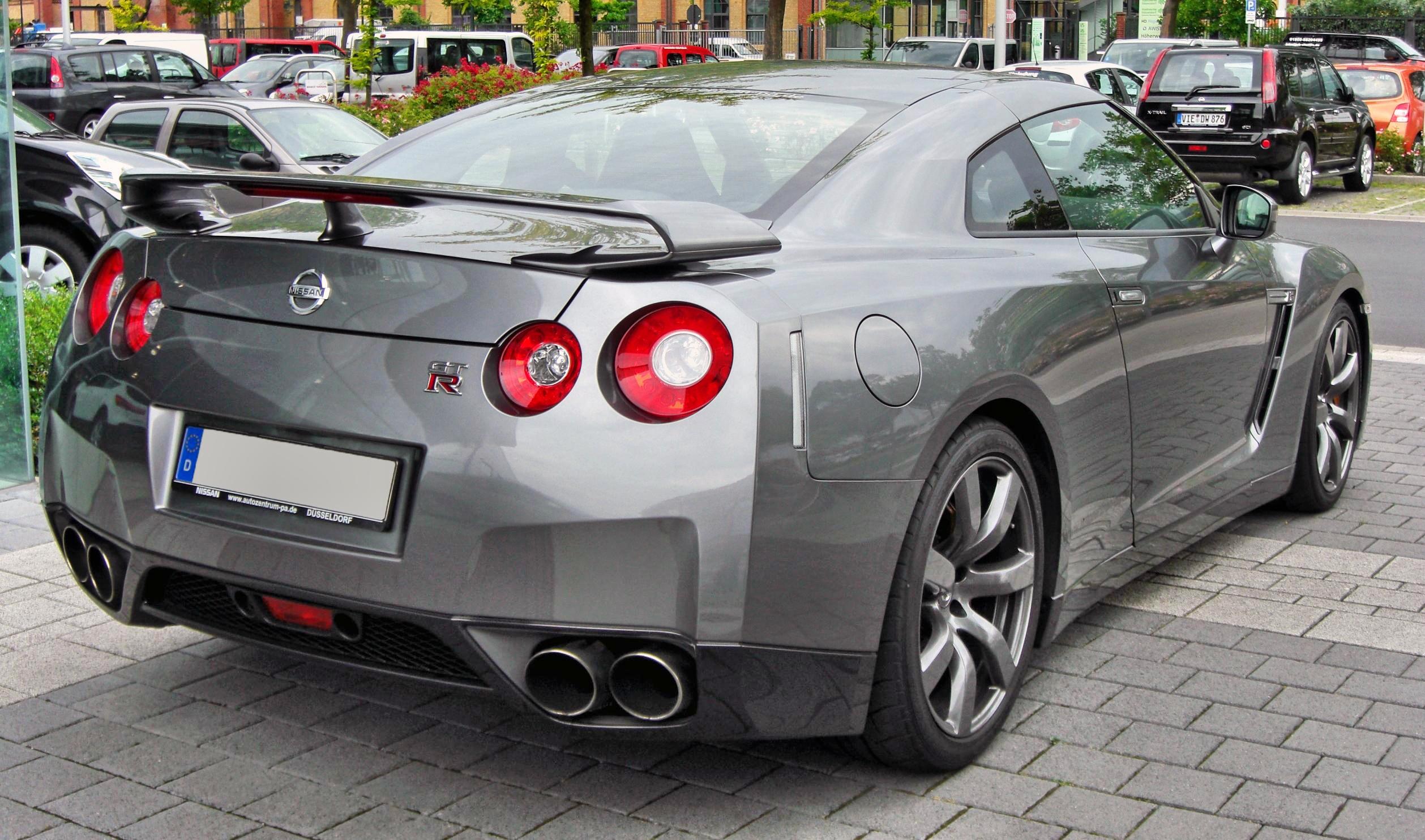 Nissan GT-R 20090620 rear