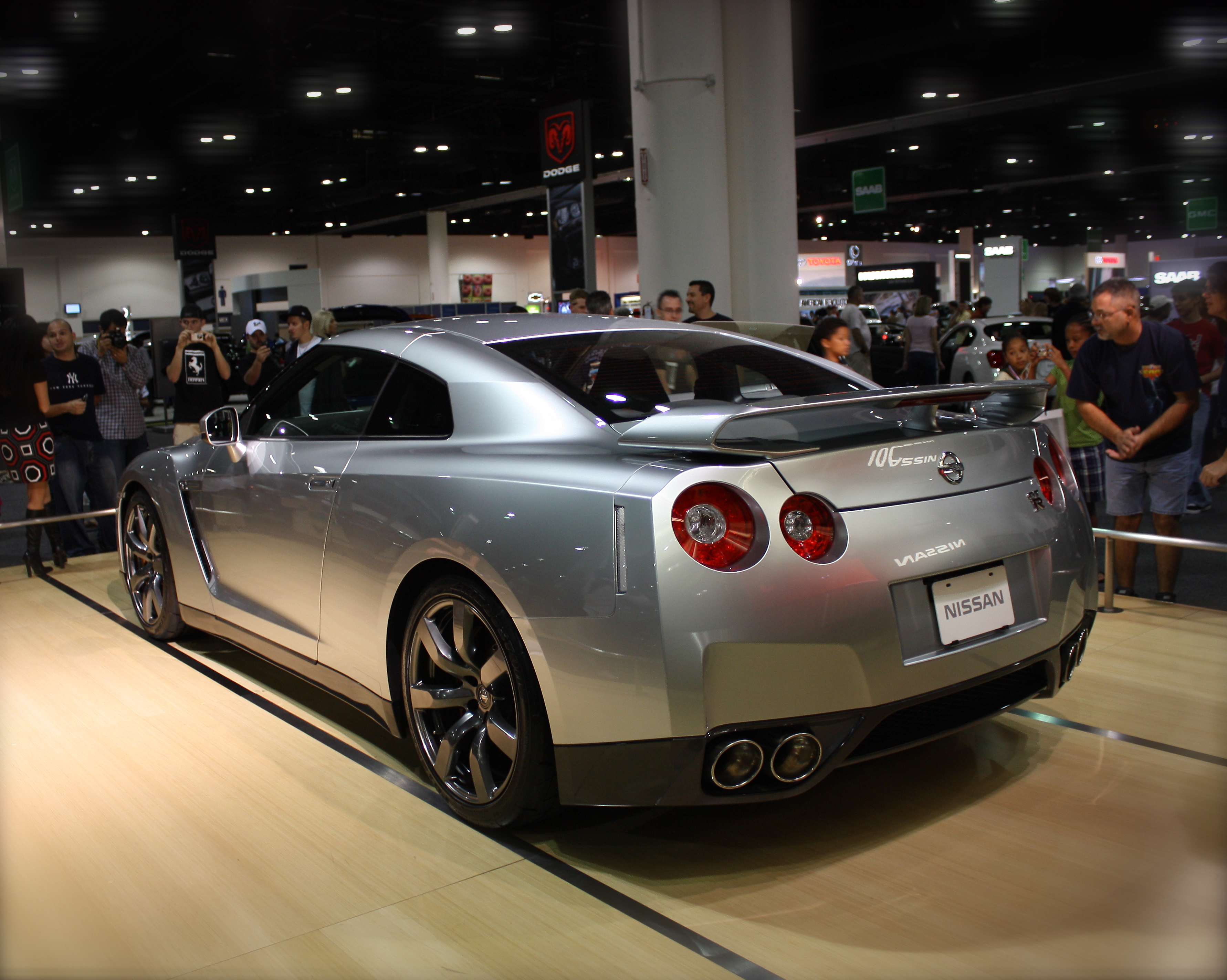 Nissan GTR Back (3017716130)