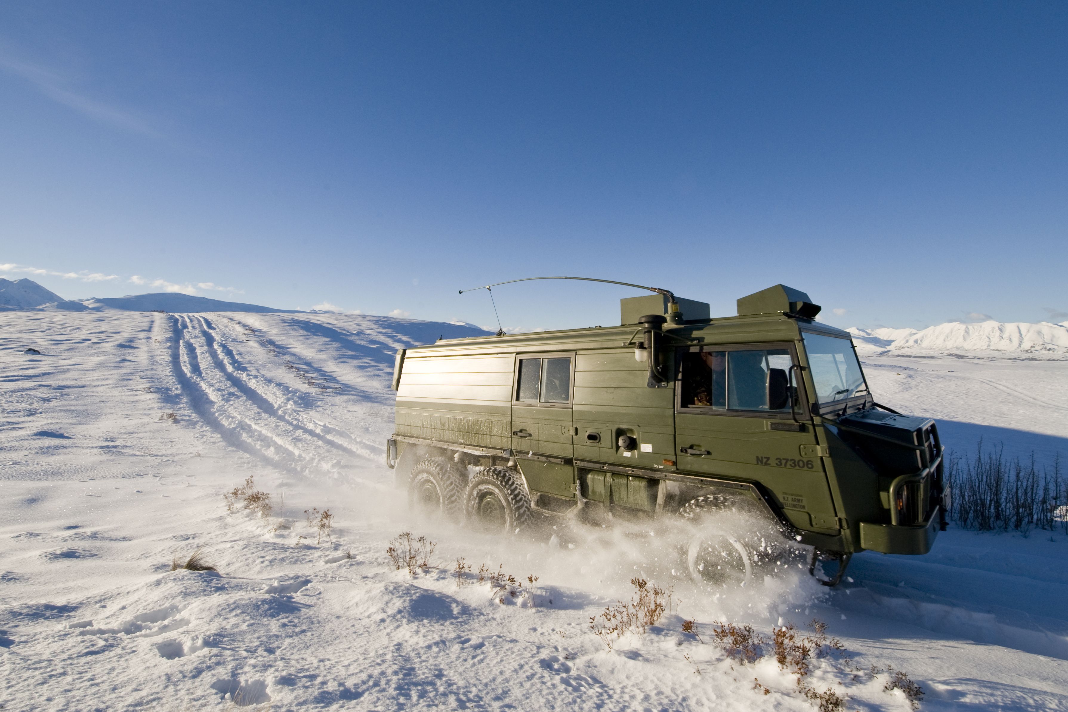 OH 10-0445-031 - Flickr - NZ Defence Force.jpg