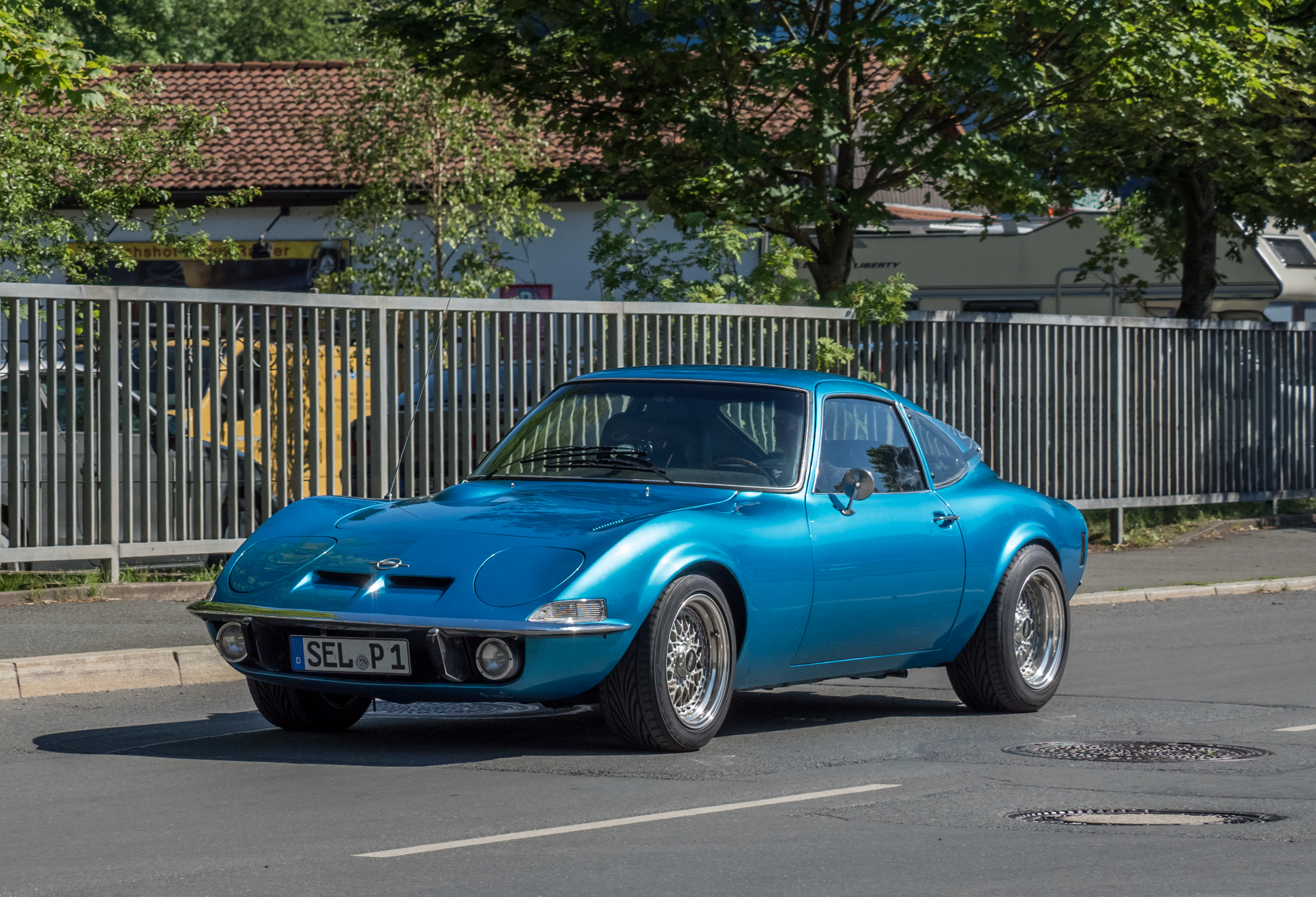Opel GT blue 17RM0437
