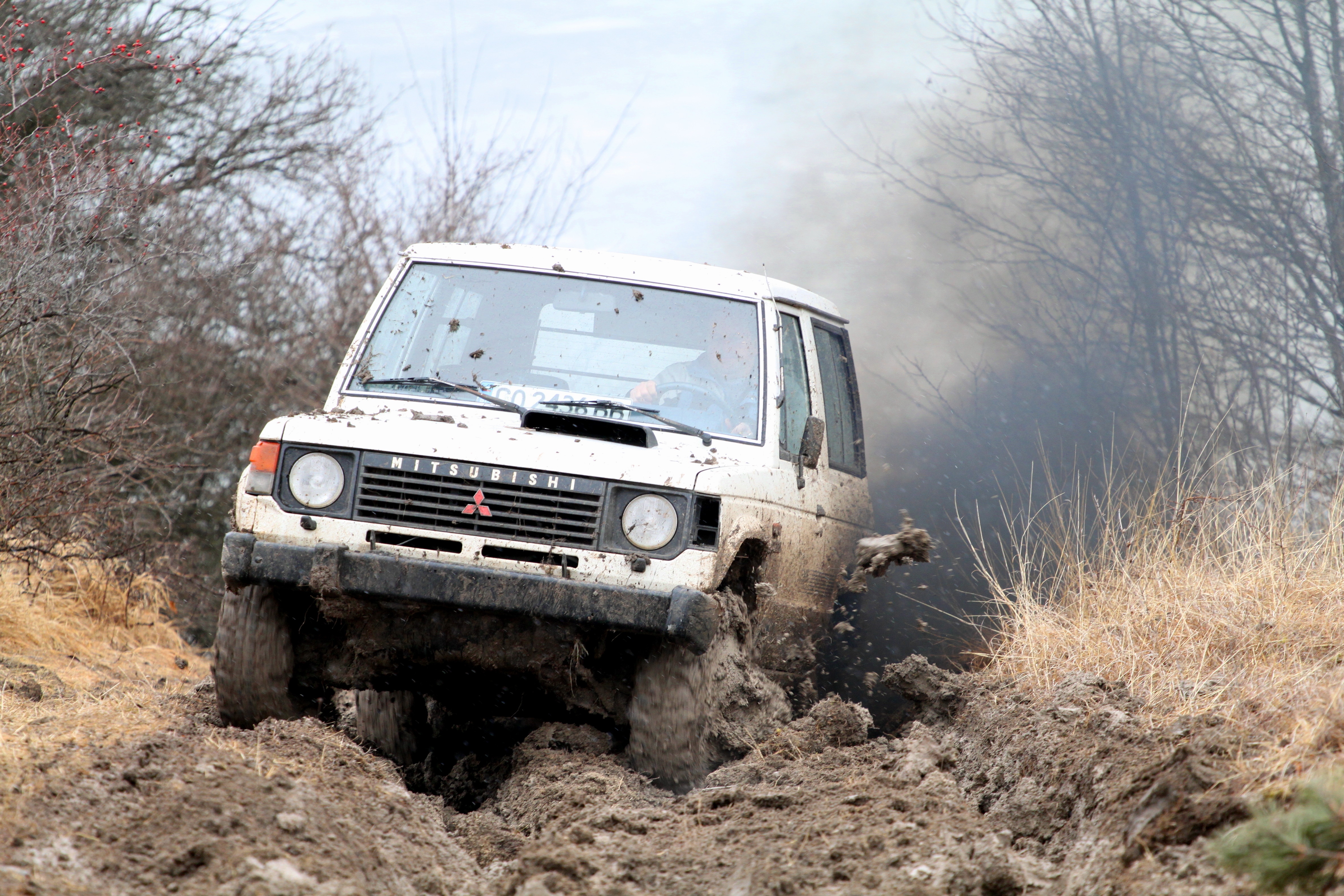 Pajero in offroad