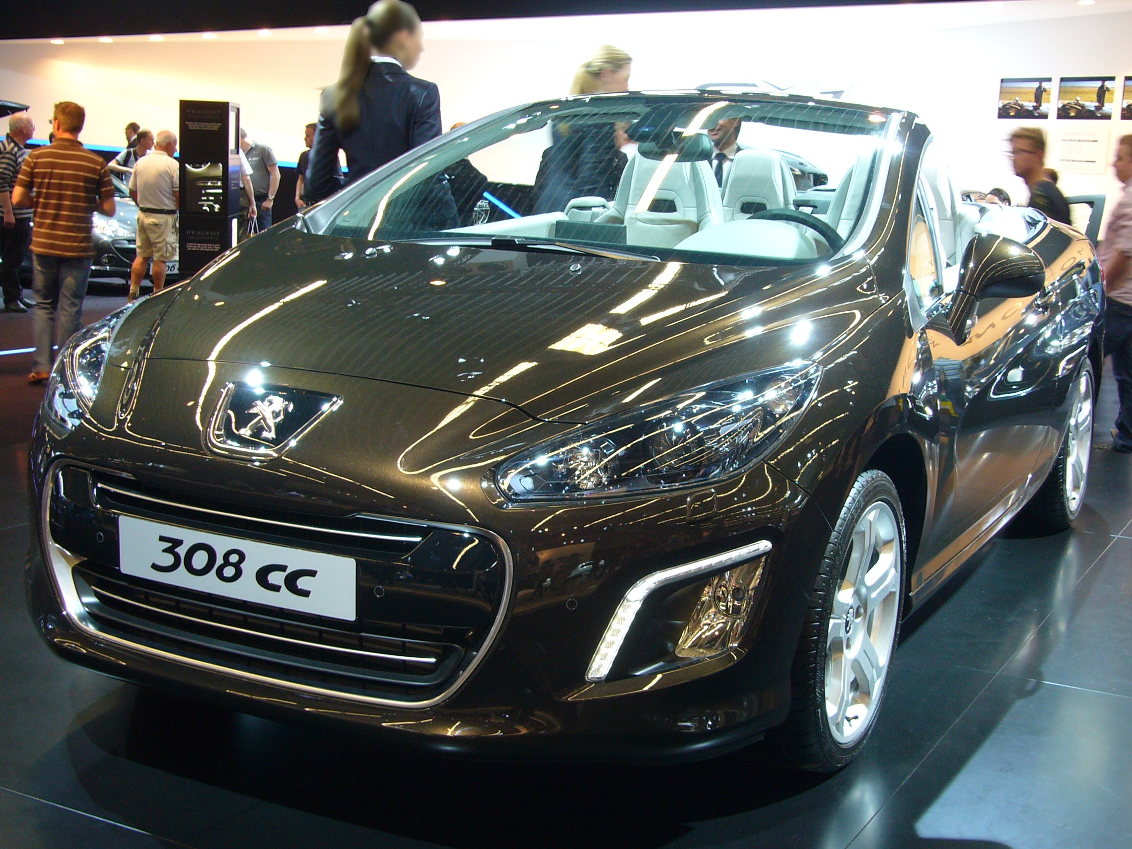 Peugeot 308 CC facelift (front)